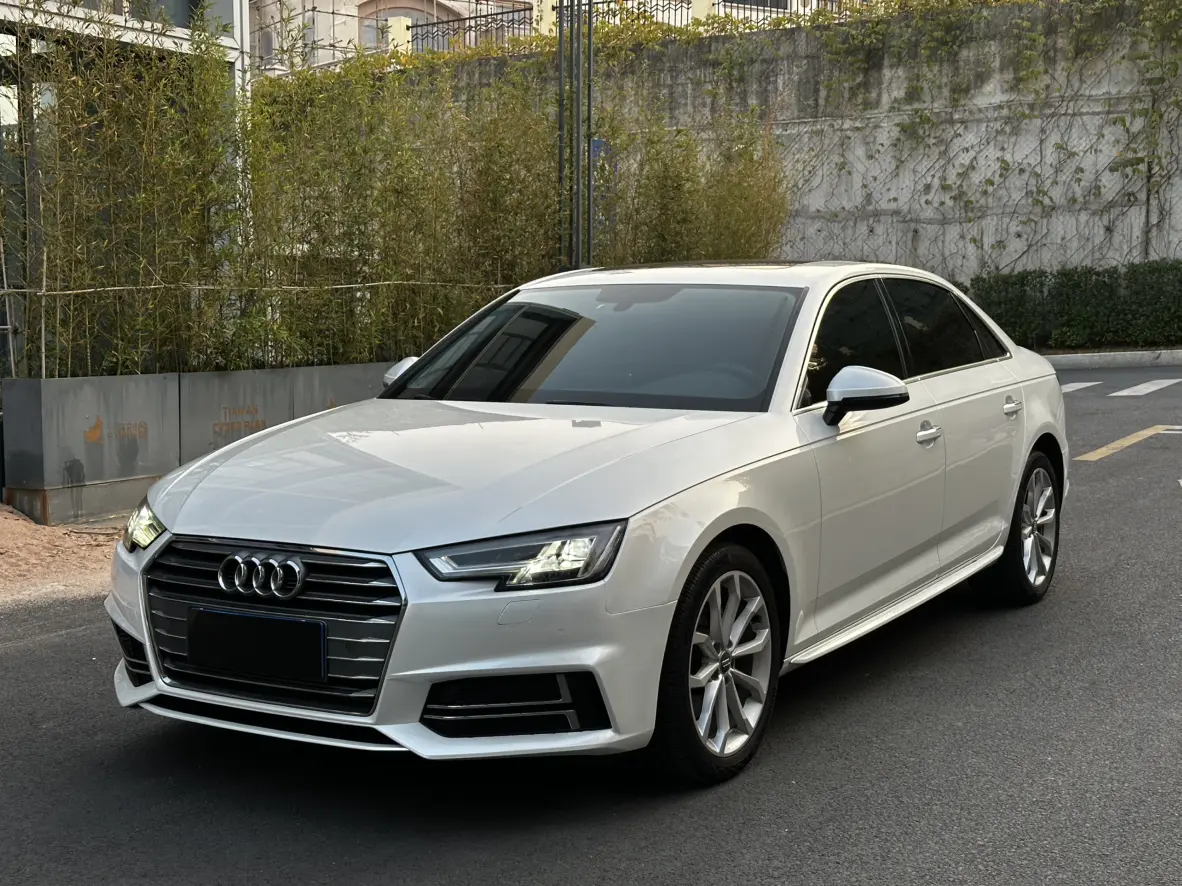 Audi A4L  из Китая