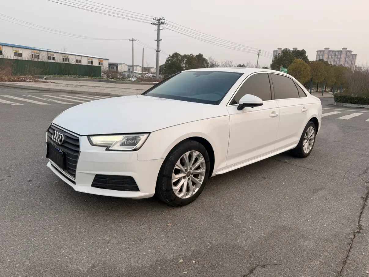 Audi A4L  из Китая