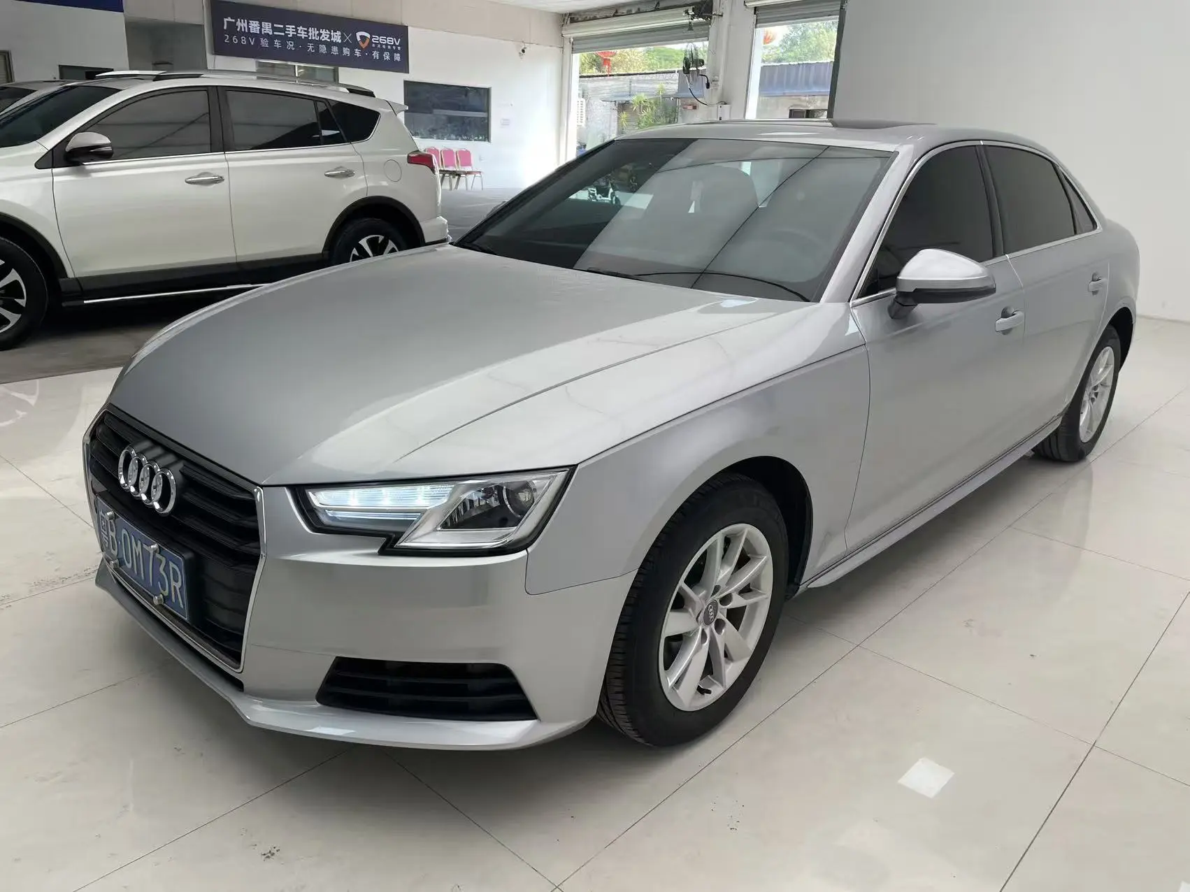 Audi A4L  из Китая