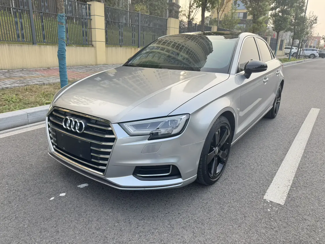 Audi A3  из Китая