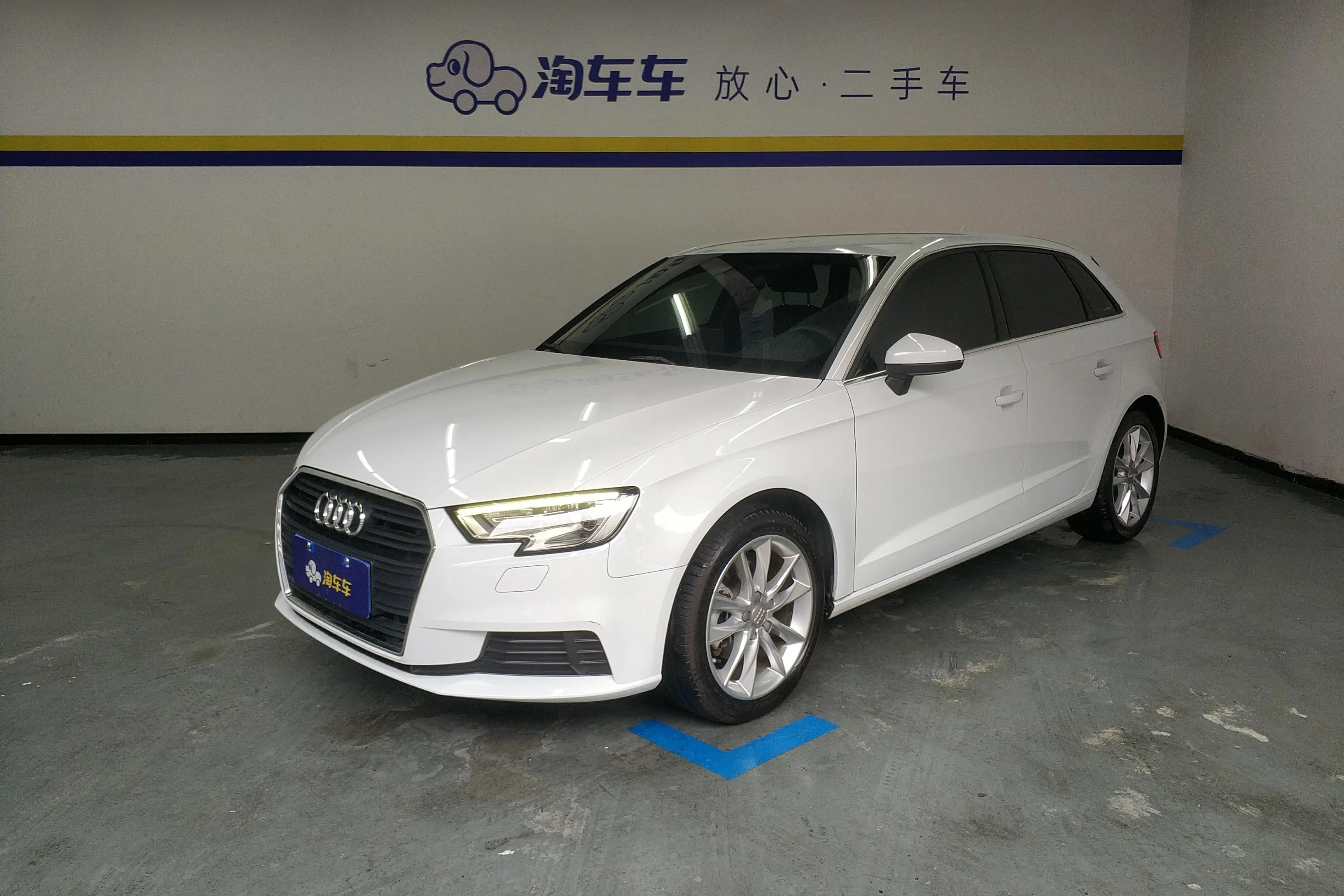 Audi A3  из Китая