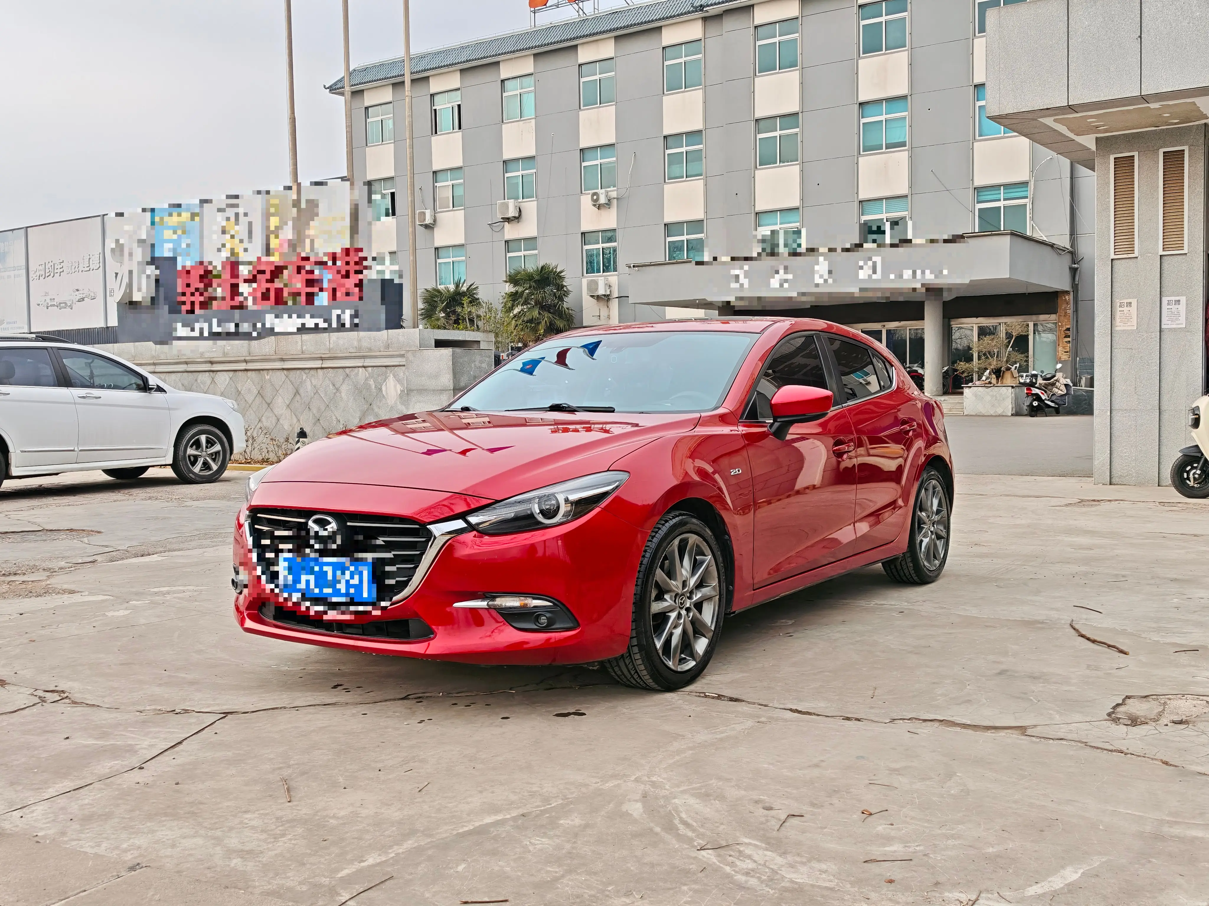 Mazda Axela (Mazda3)  из Китая