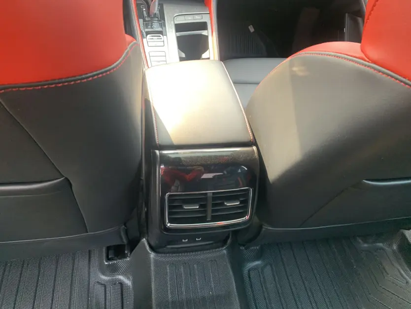 MG 6  из Китая