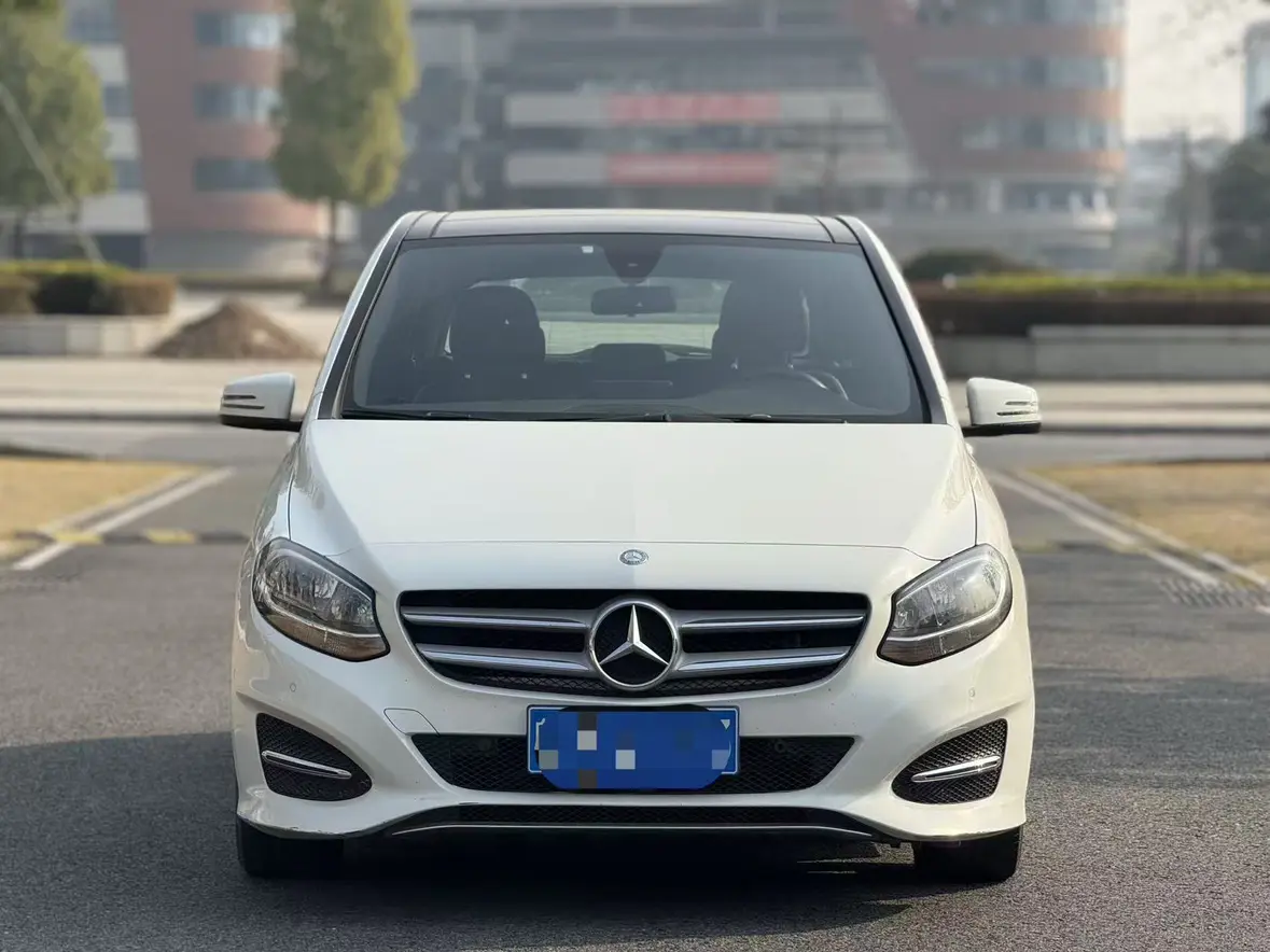 Mercedes-Benz Mercedes Benz B Class  из Китая