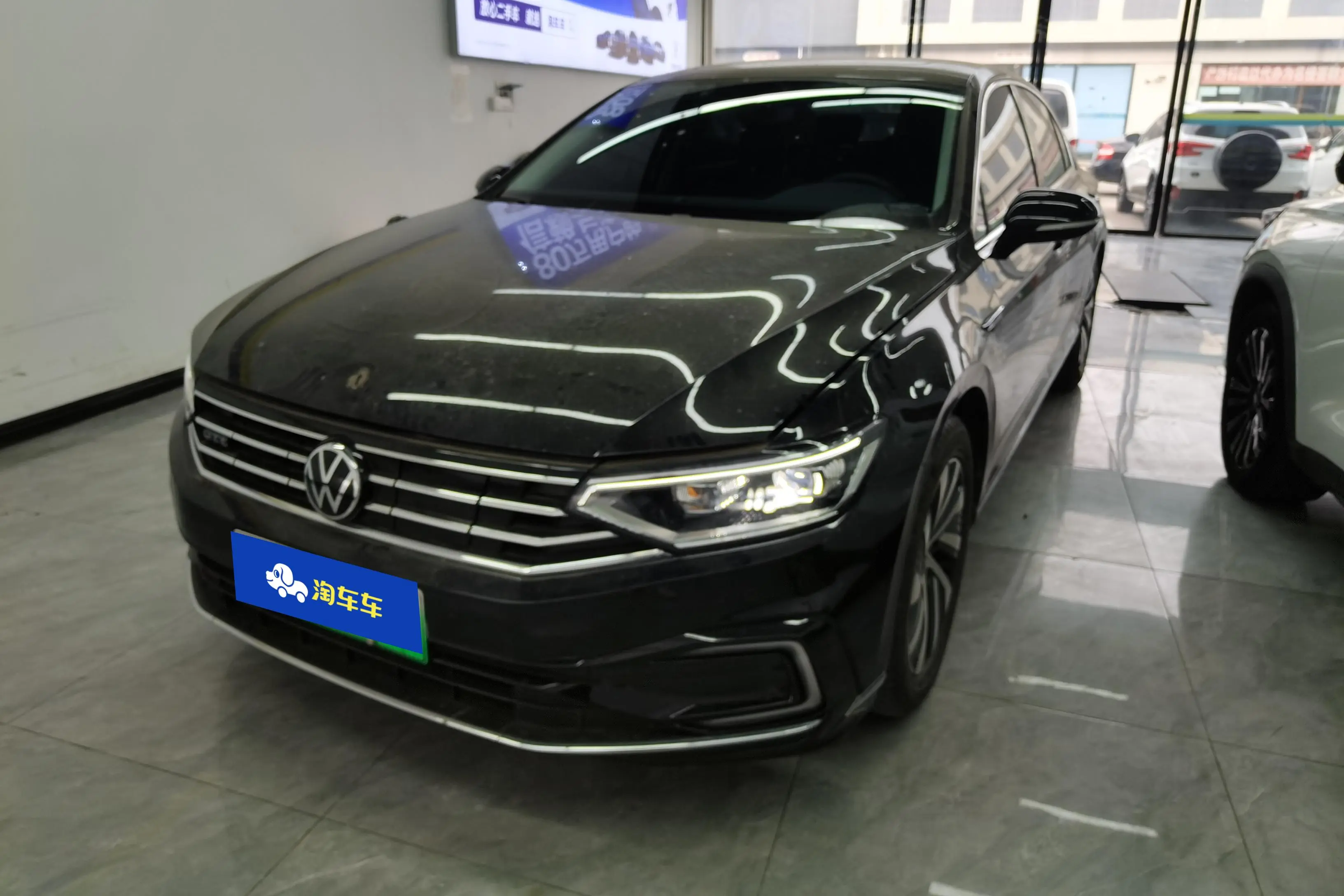 Volkswagen Magotan PHEV  из Китая