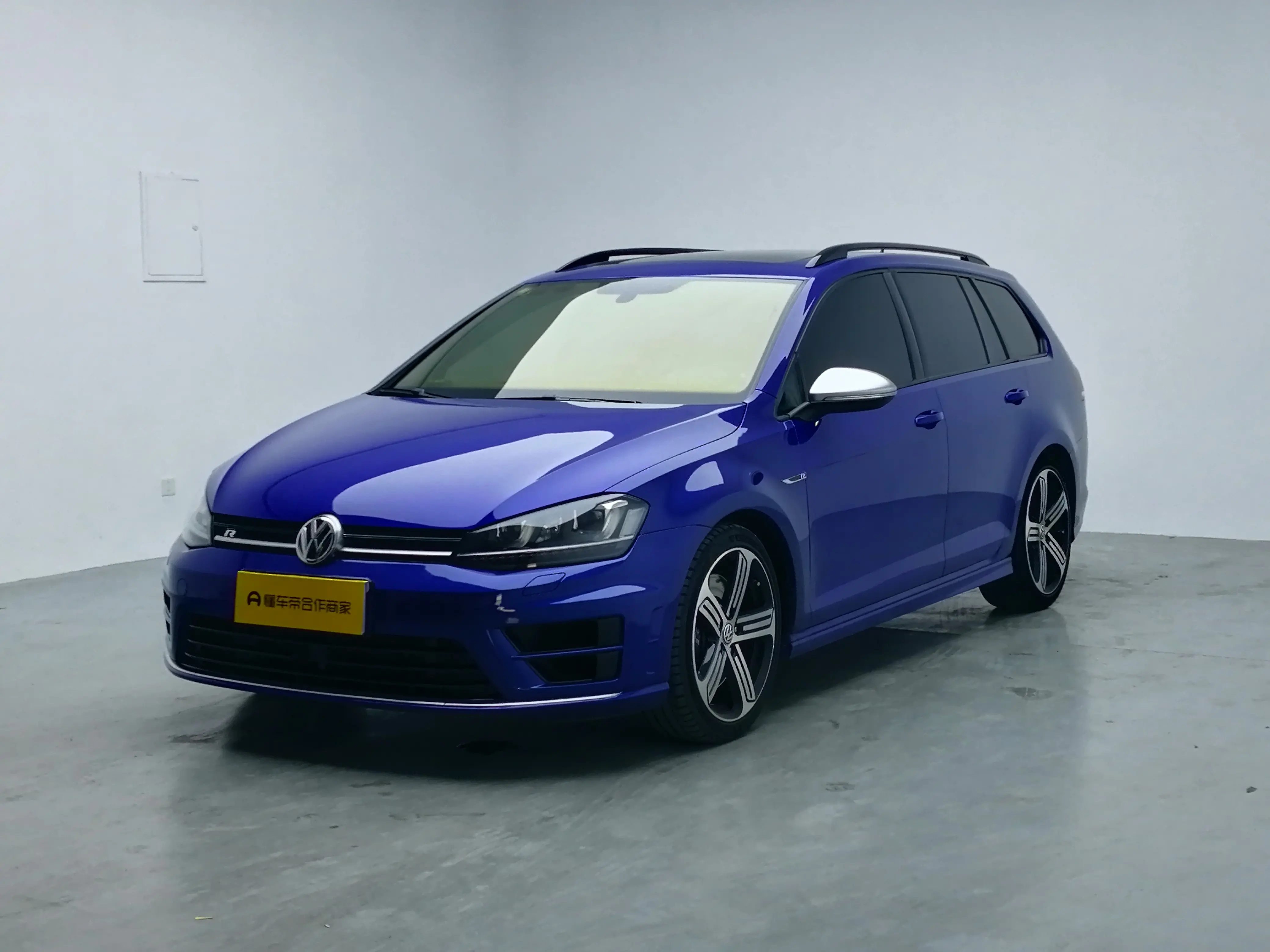 Volkswagen Golf  из Китая