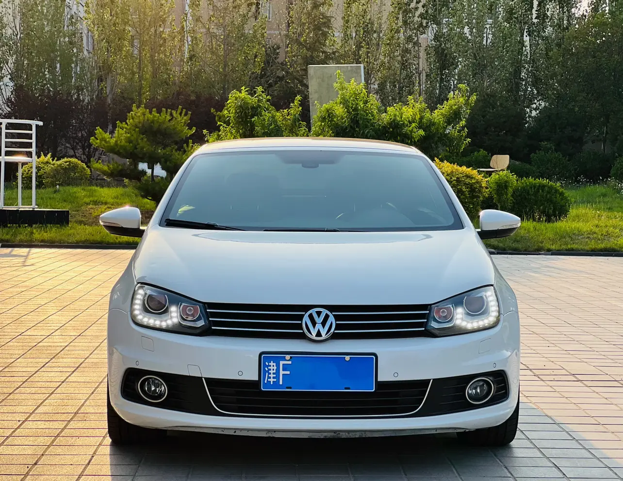 Volkswagen Eos  из Китая