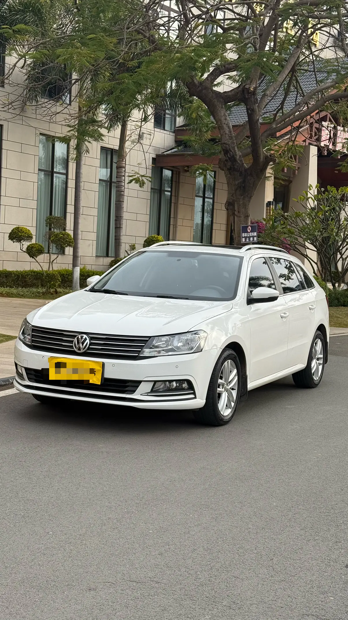 Volkswagen Langxing  из Китая