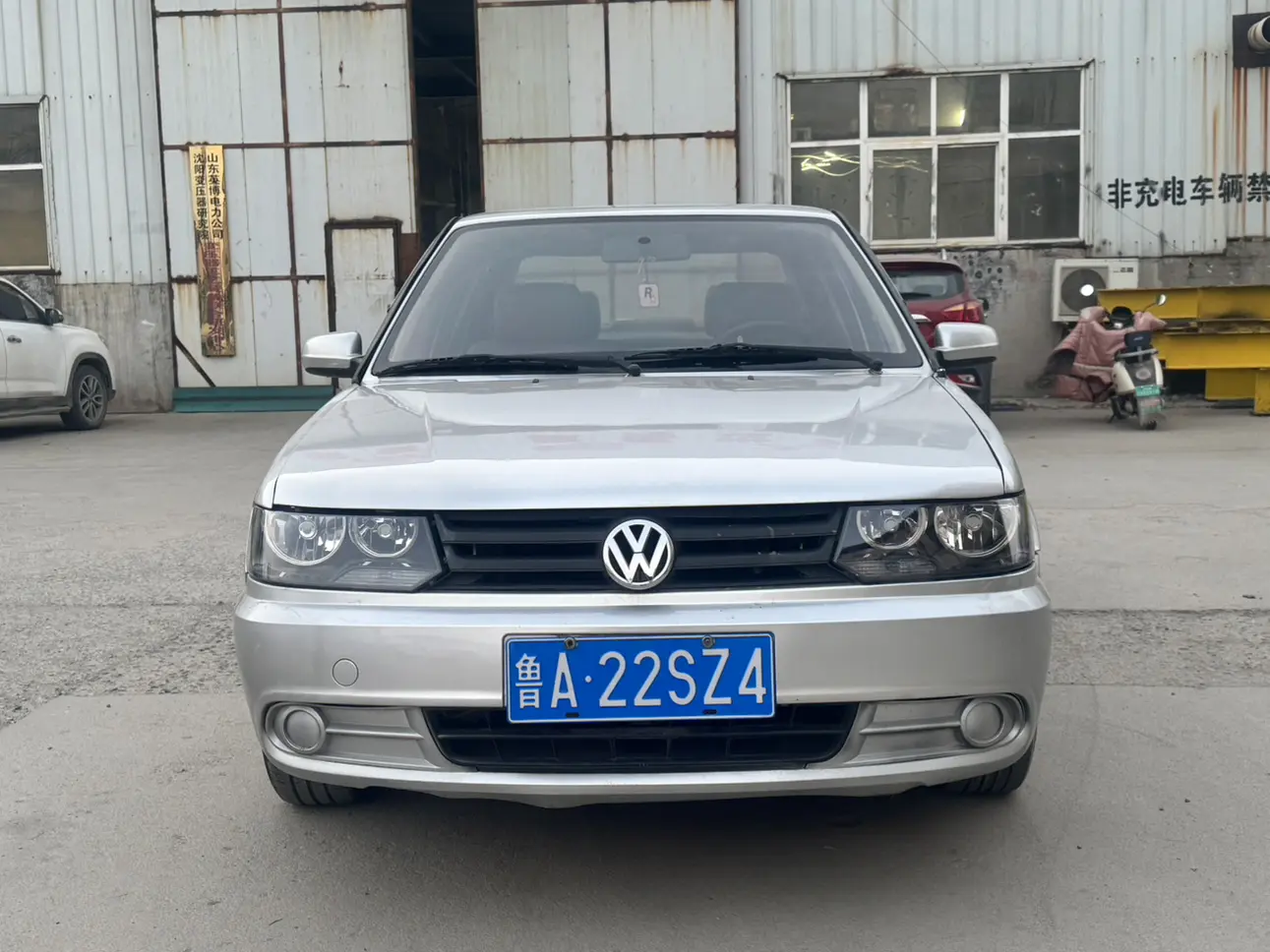 Volkswagen Jetta  из Китая