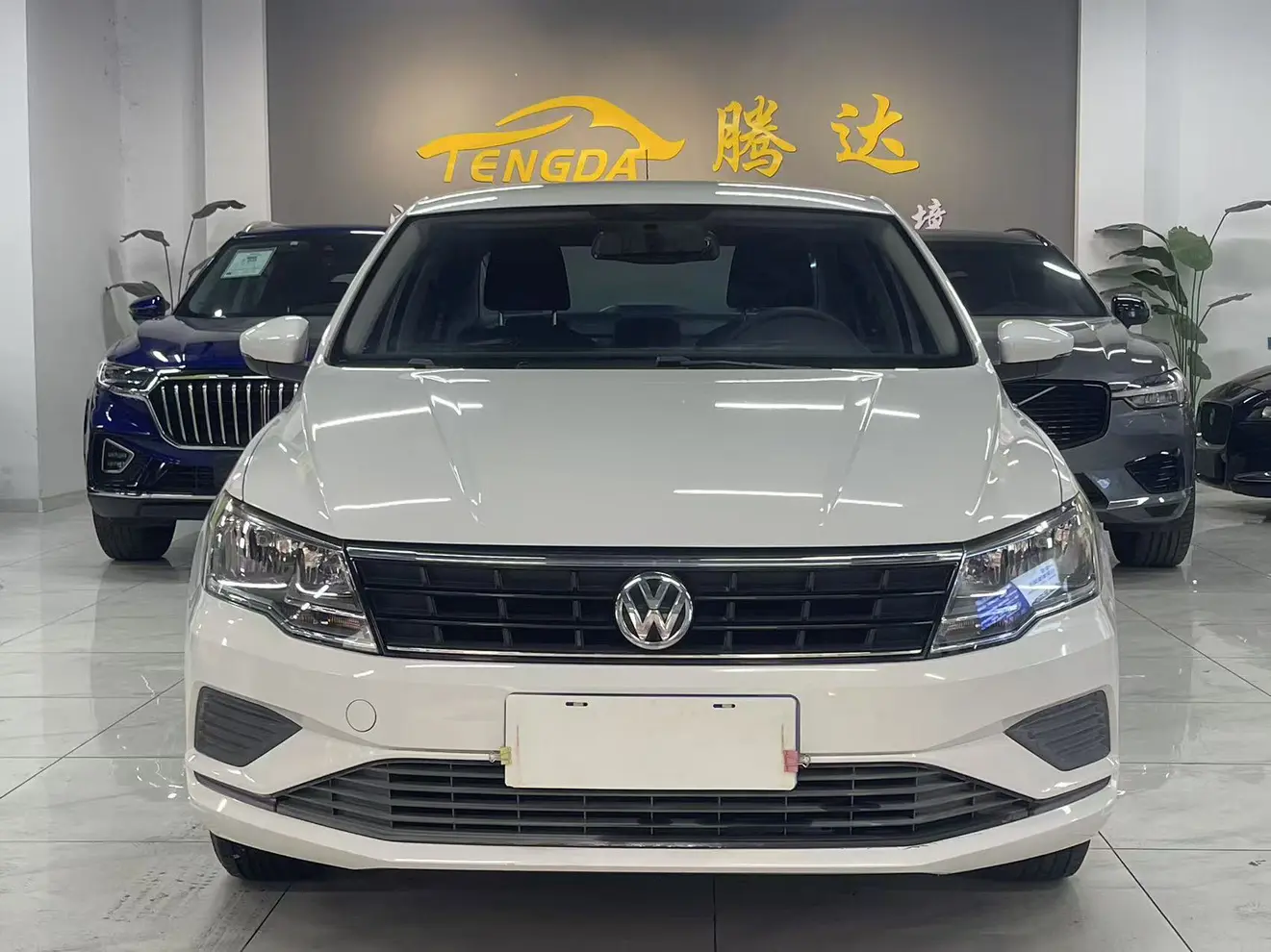 Volkswagen Jetta  из Китая