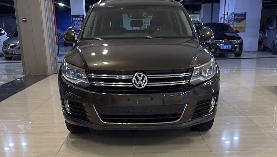 Volkswagen Tiguan  из Китая