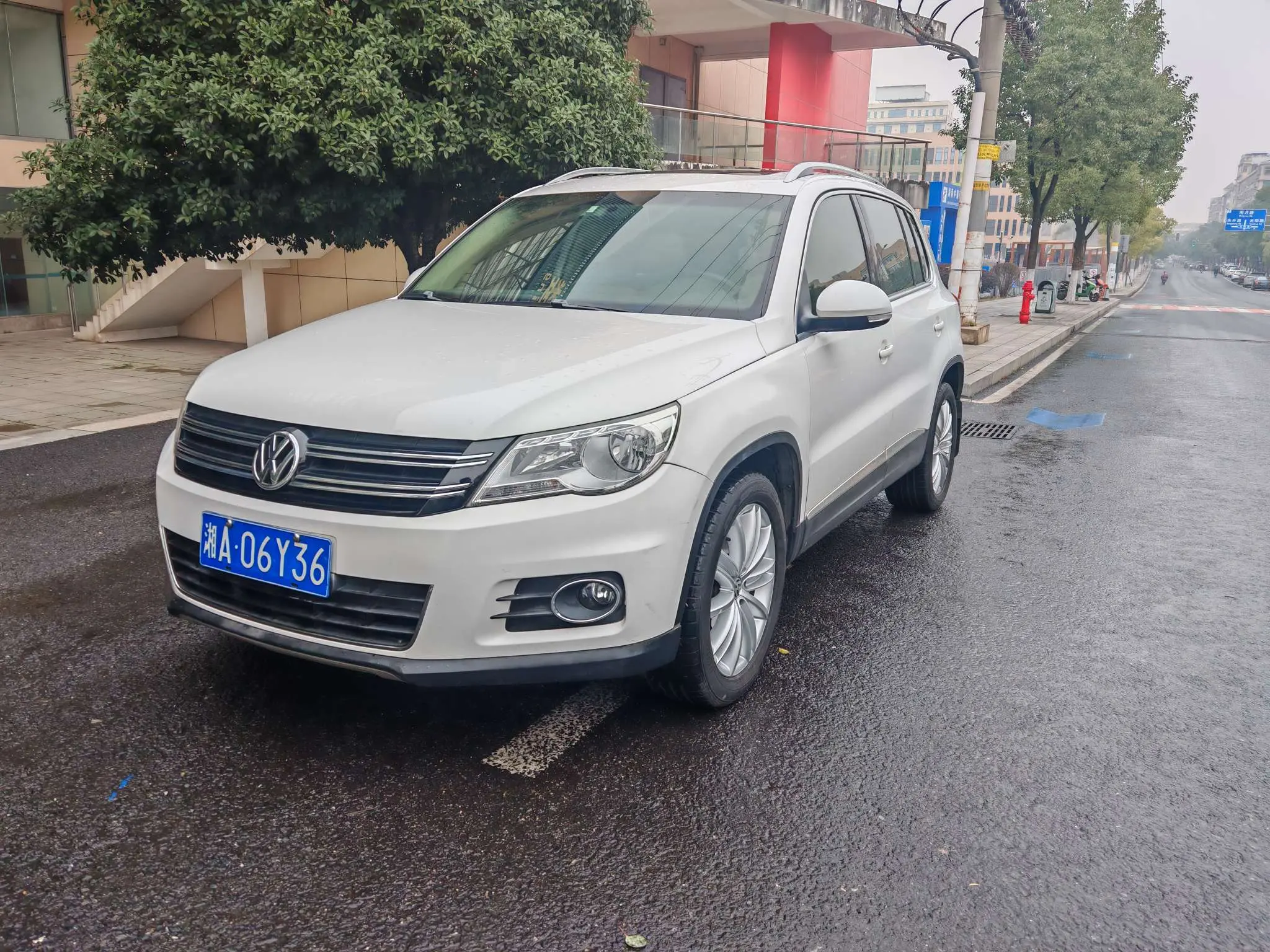 Volkswagen Tiguan  из Китая