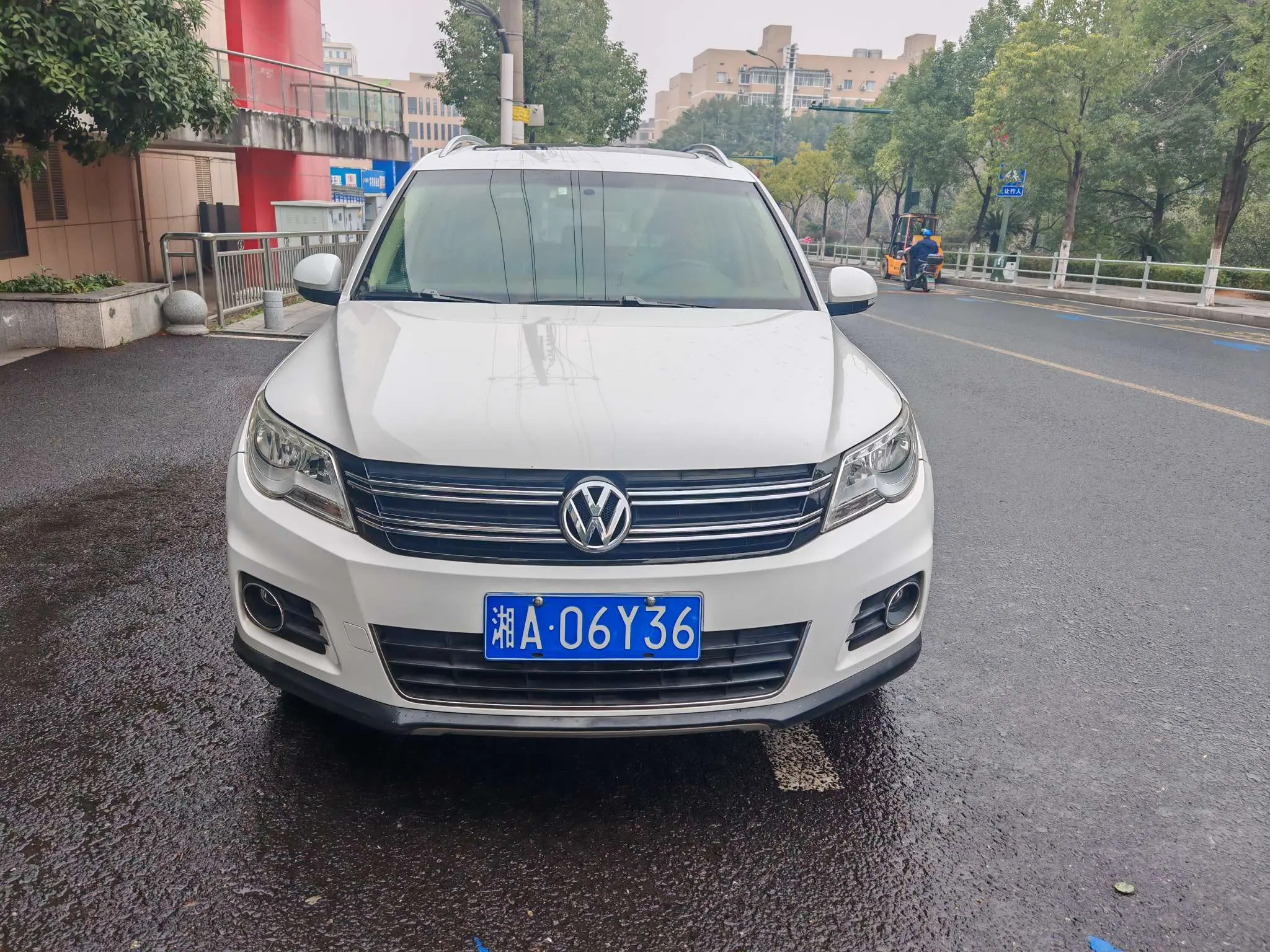 Volkswagen Tiguan  из Китая