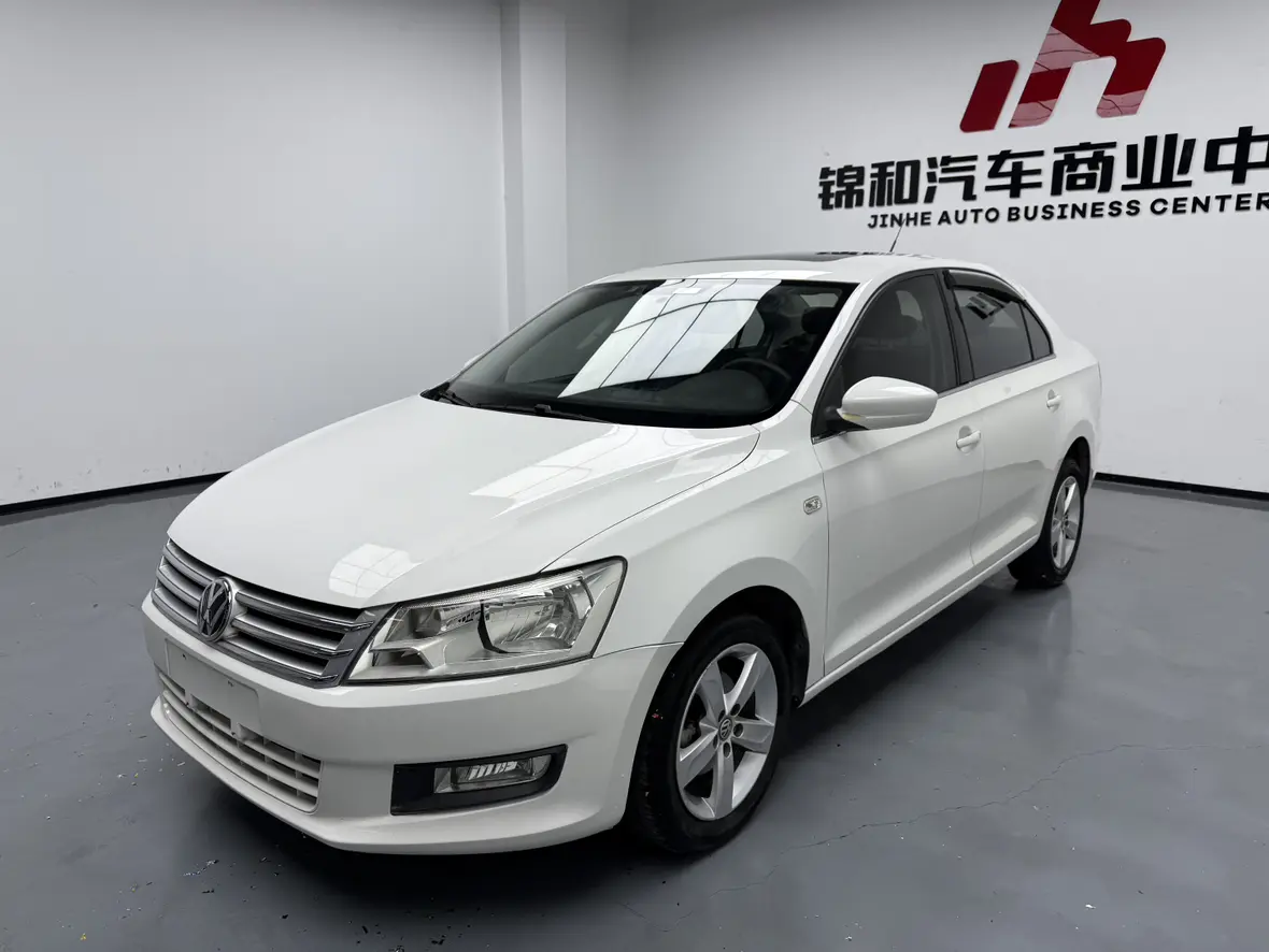 Volkswagen Santana  из Китая