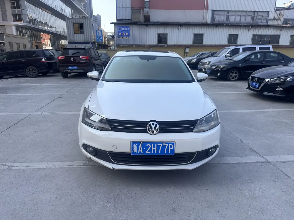 Volkswagen Sagitar  из Китая
