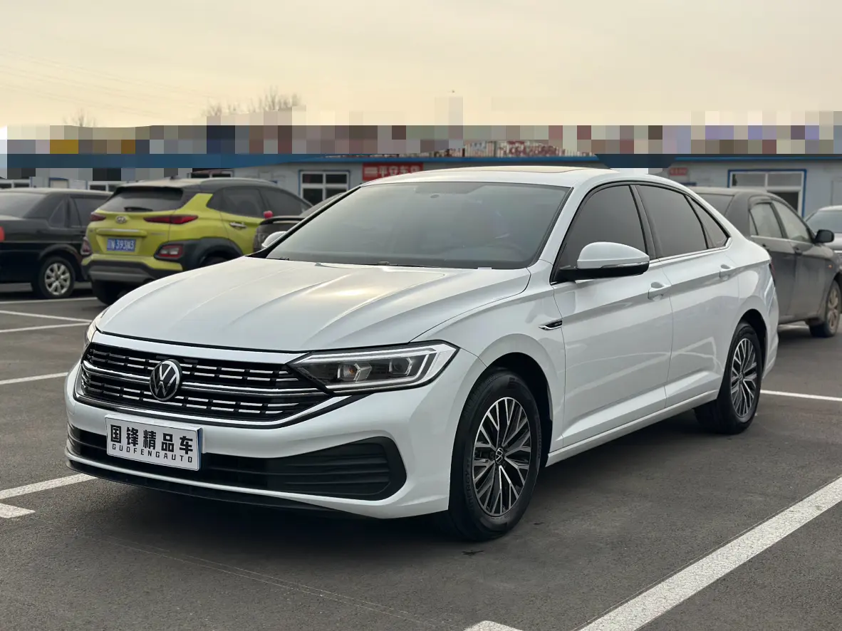 Volkswagen Sagitar  из Китая