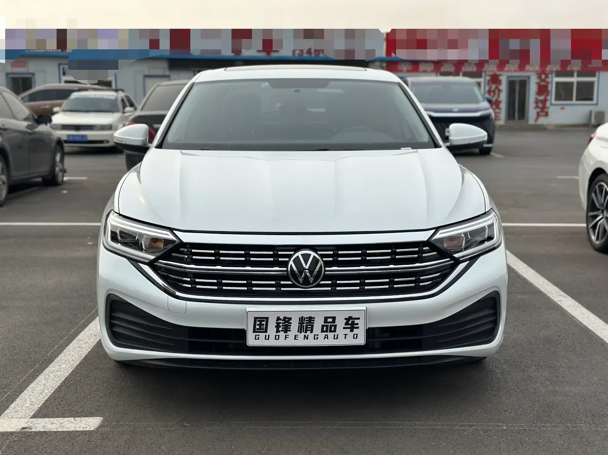 Volkswagen Sagitar  из Китая