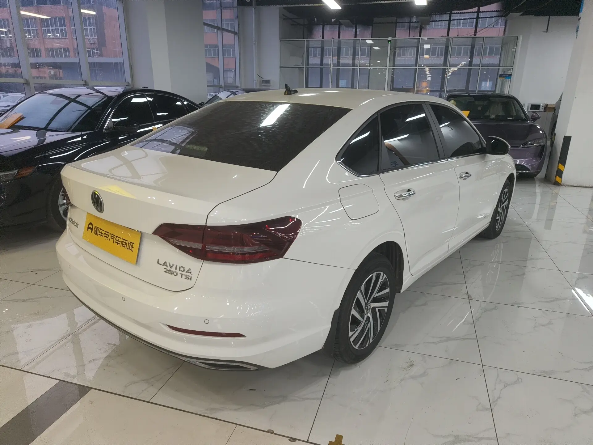 Volkswagen Lavida  из Китая