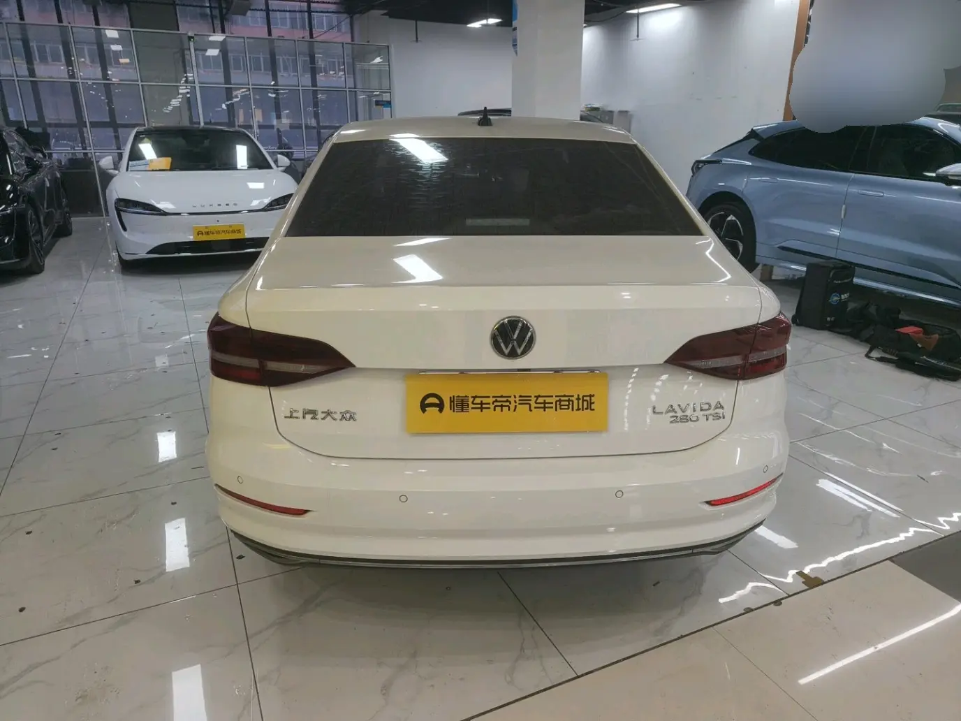 Volkswagen Lavida  из Китая