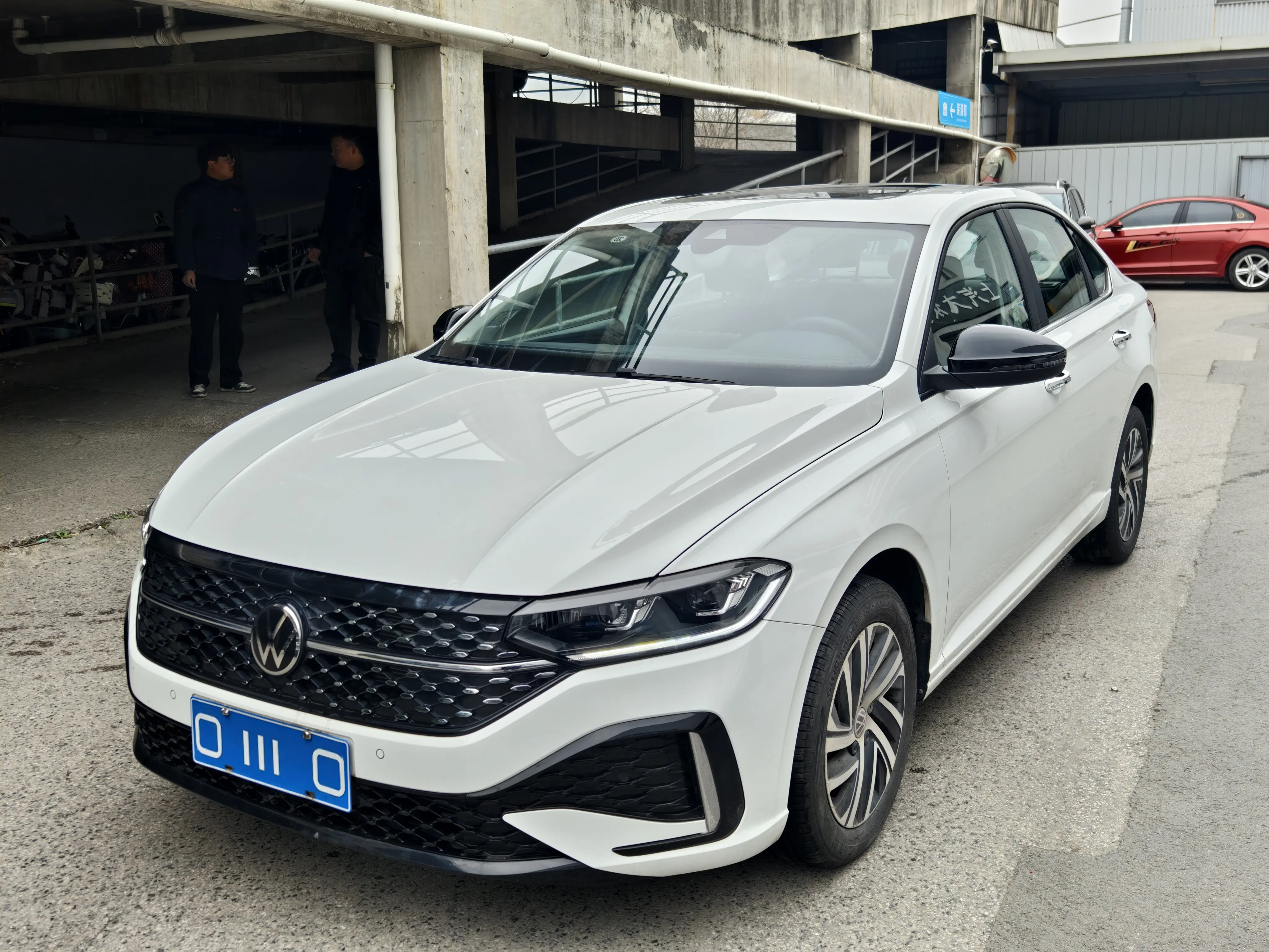 Volkswagen Lavida  из Китая