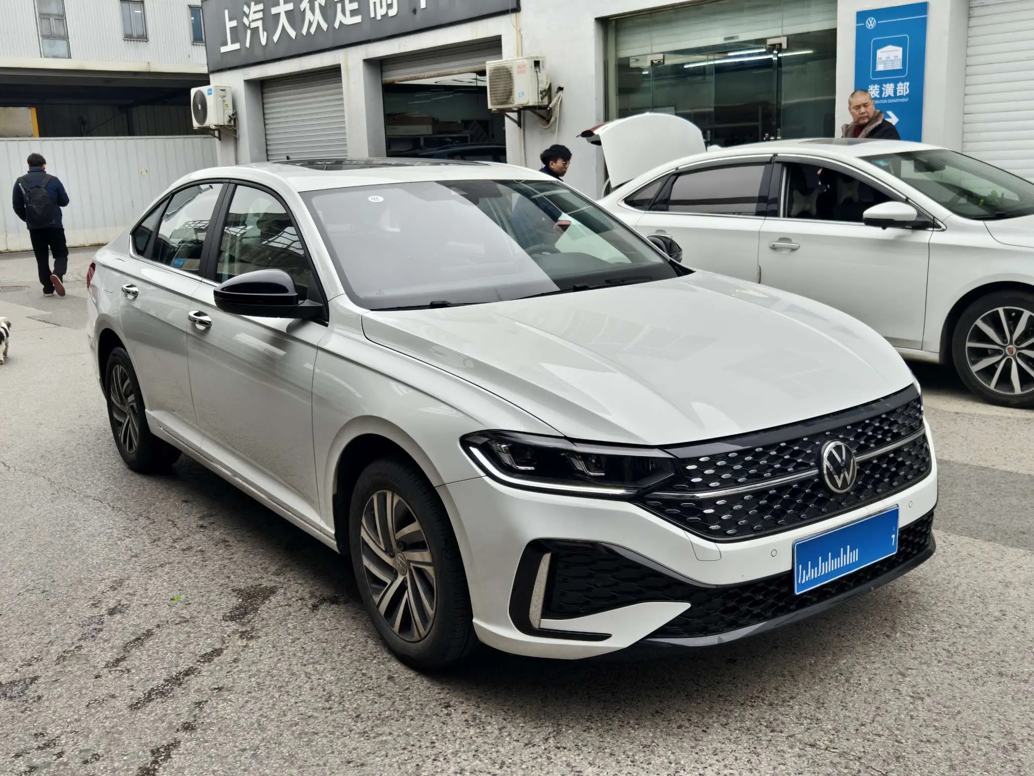 Volkswagen Lavida  из Китая