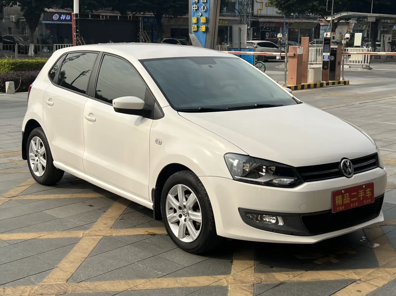 Volkswagen Polo  из Китая