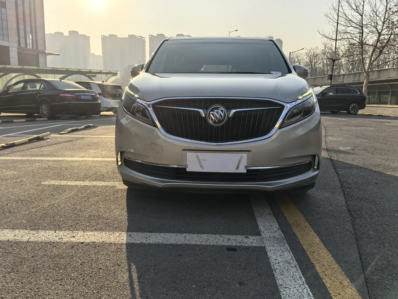 Buick GL8  из Китая