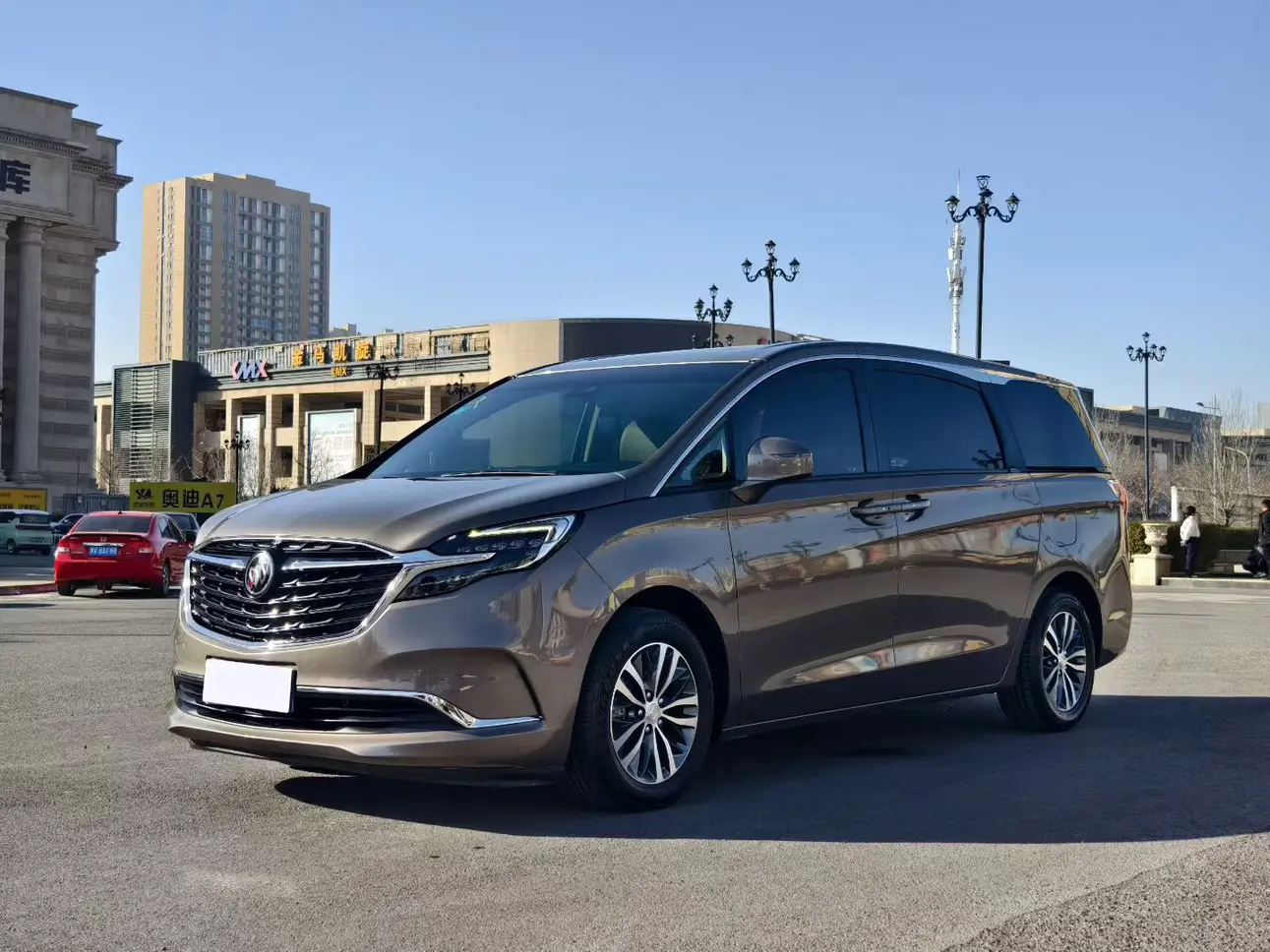 Buick GL8  из Китая