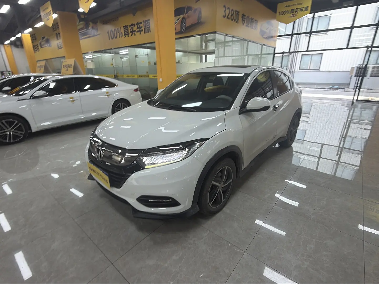 Honda Vezel (Binzhi)  из Китая