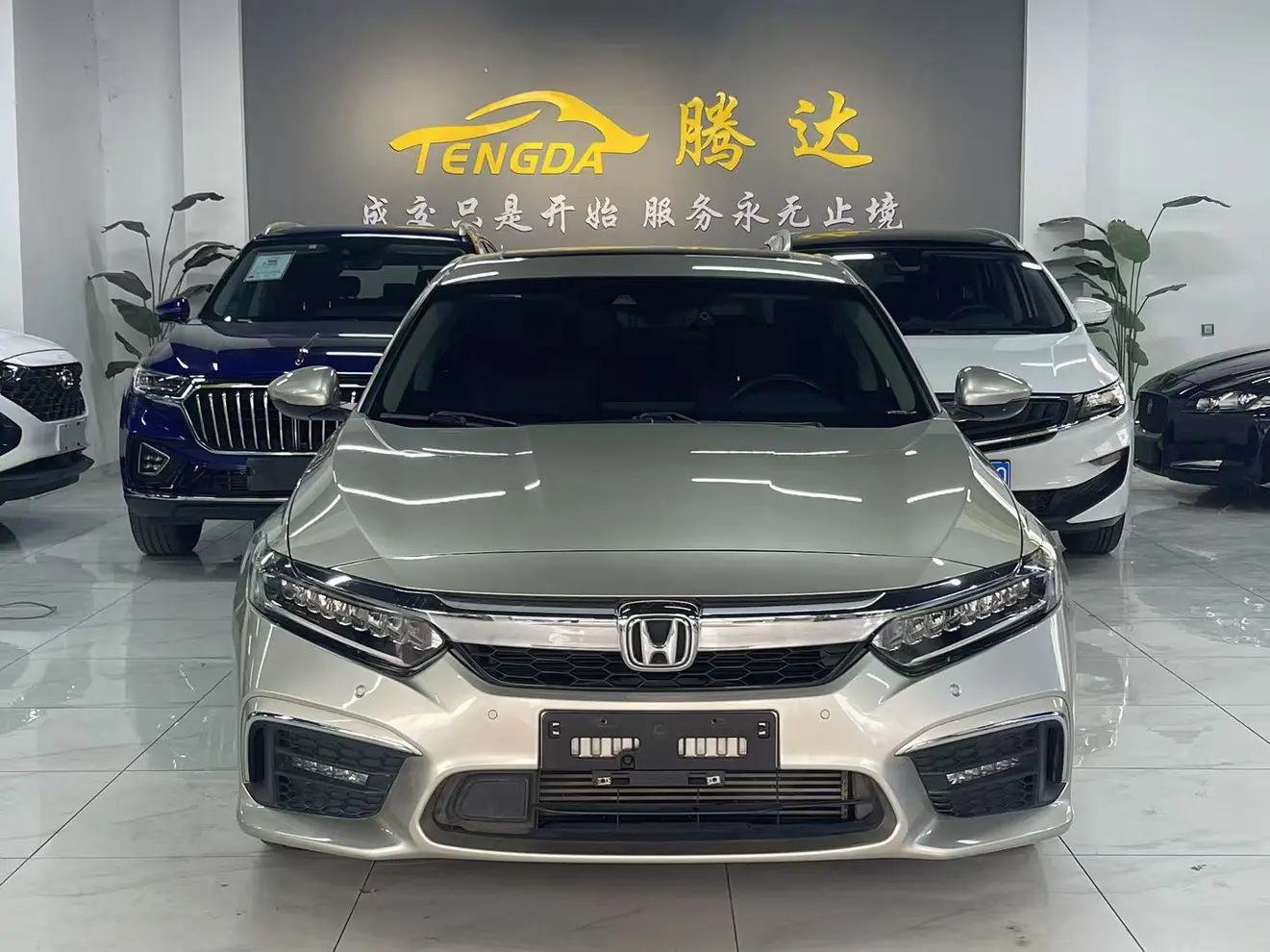 Honda Inspire (Yingshipai)  из Китая