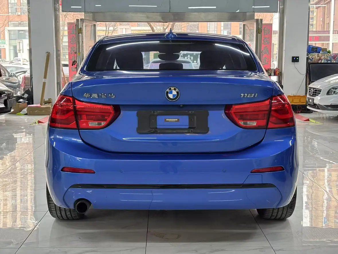 BMW 1 Series  из Китая