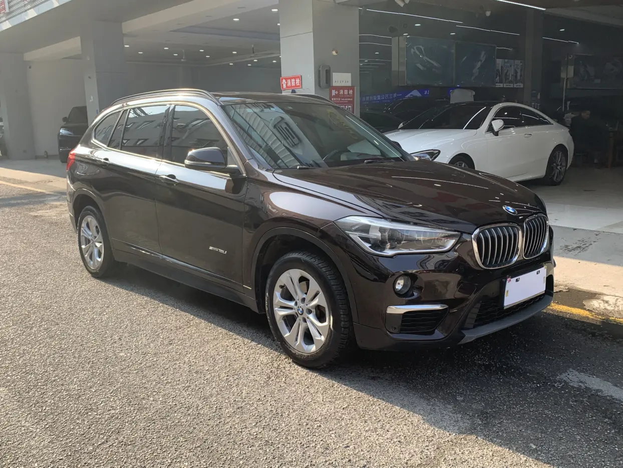BMW X1  из Китая