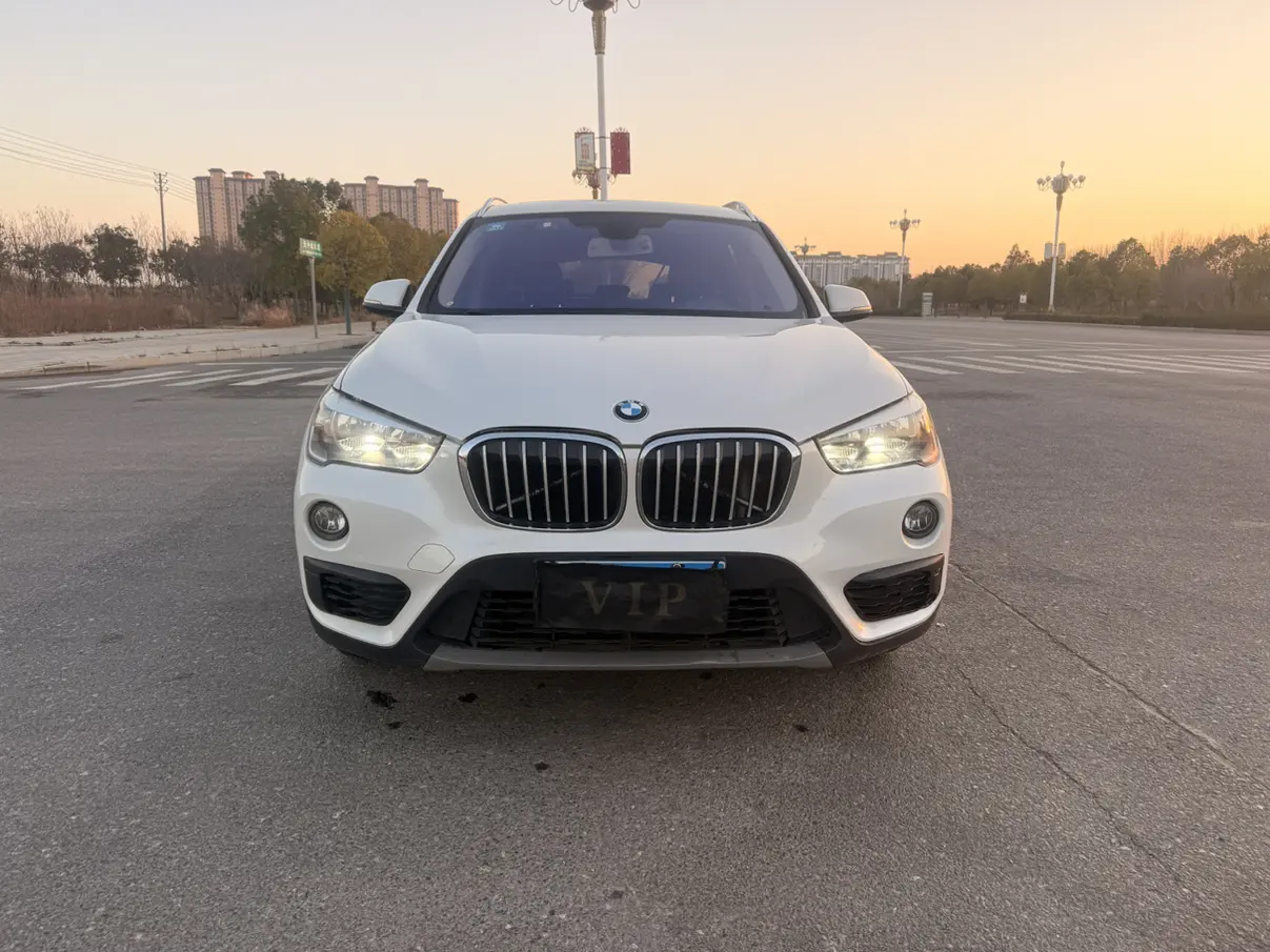 BMW X1  из Китая