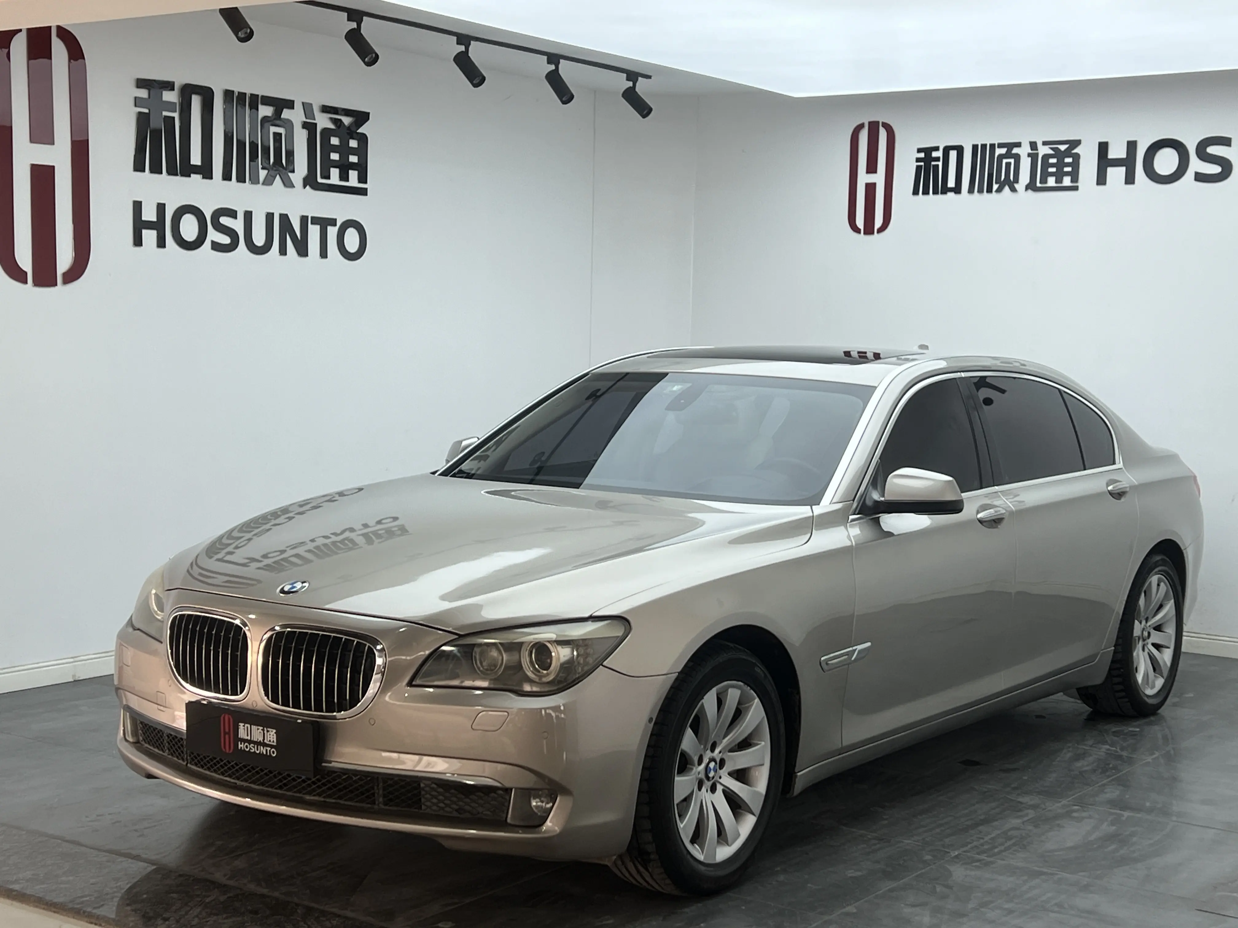 BMW 7 Series  из Китая