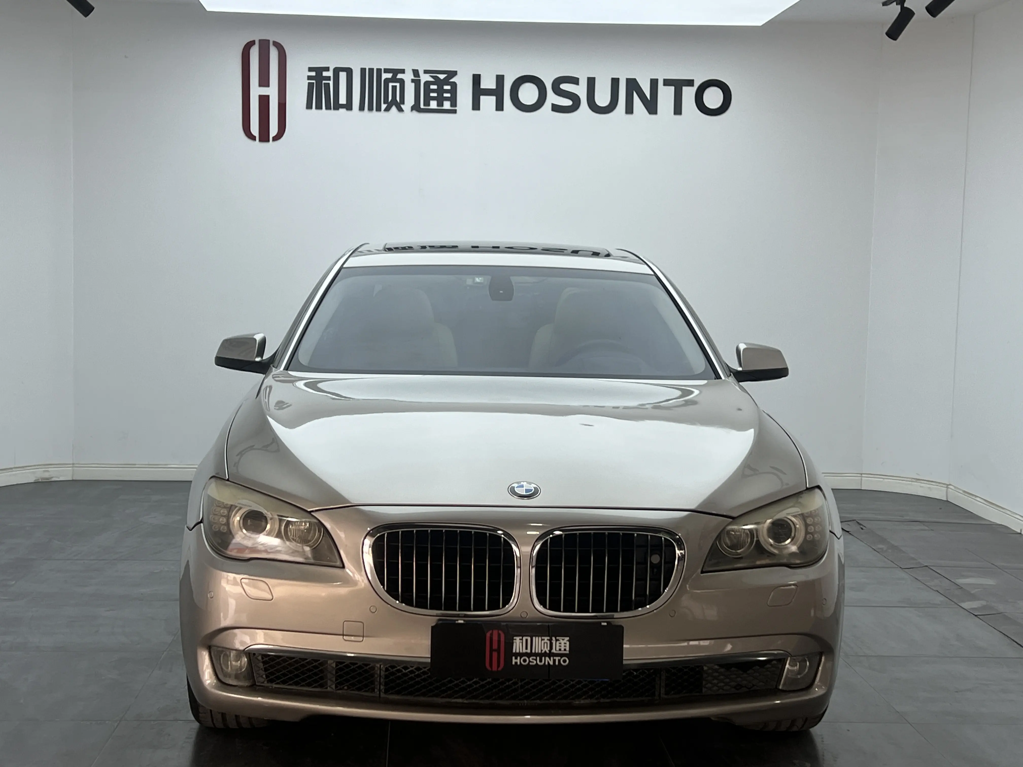 BMW 7 Series  из Китая