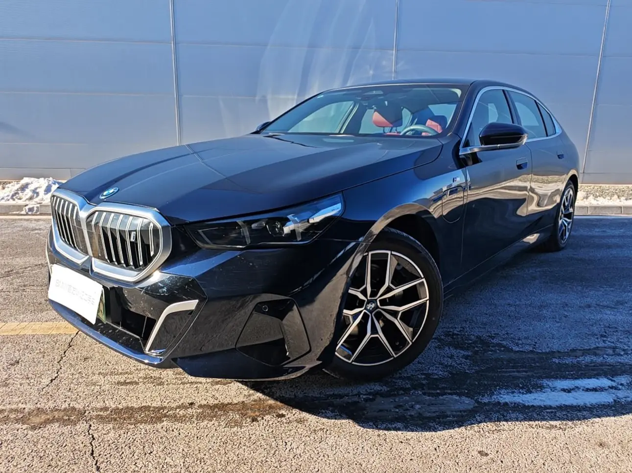 BMW i5  из Китая