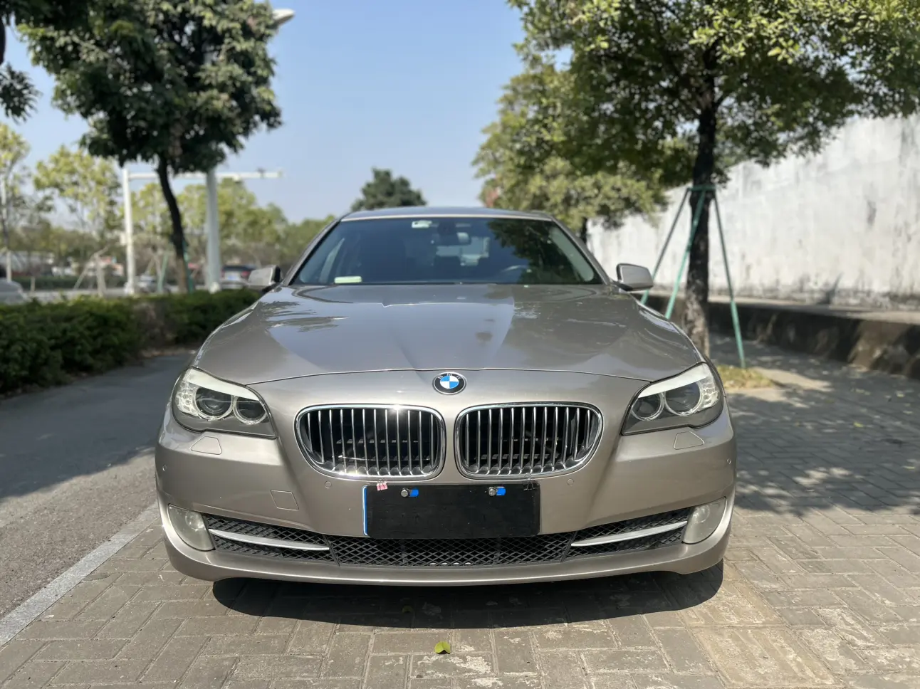 BMW 5 Series  из Китая