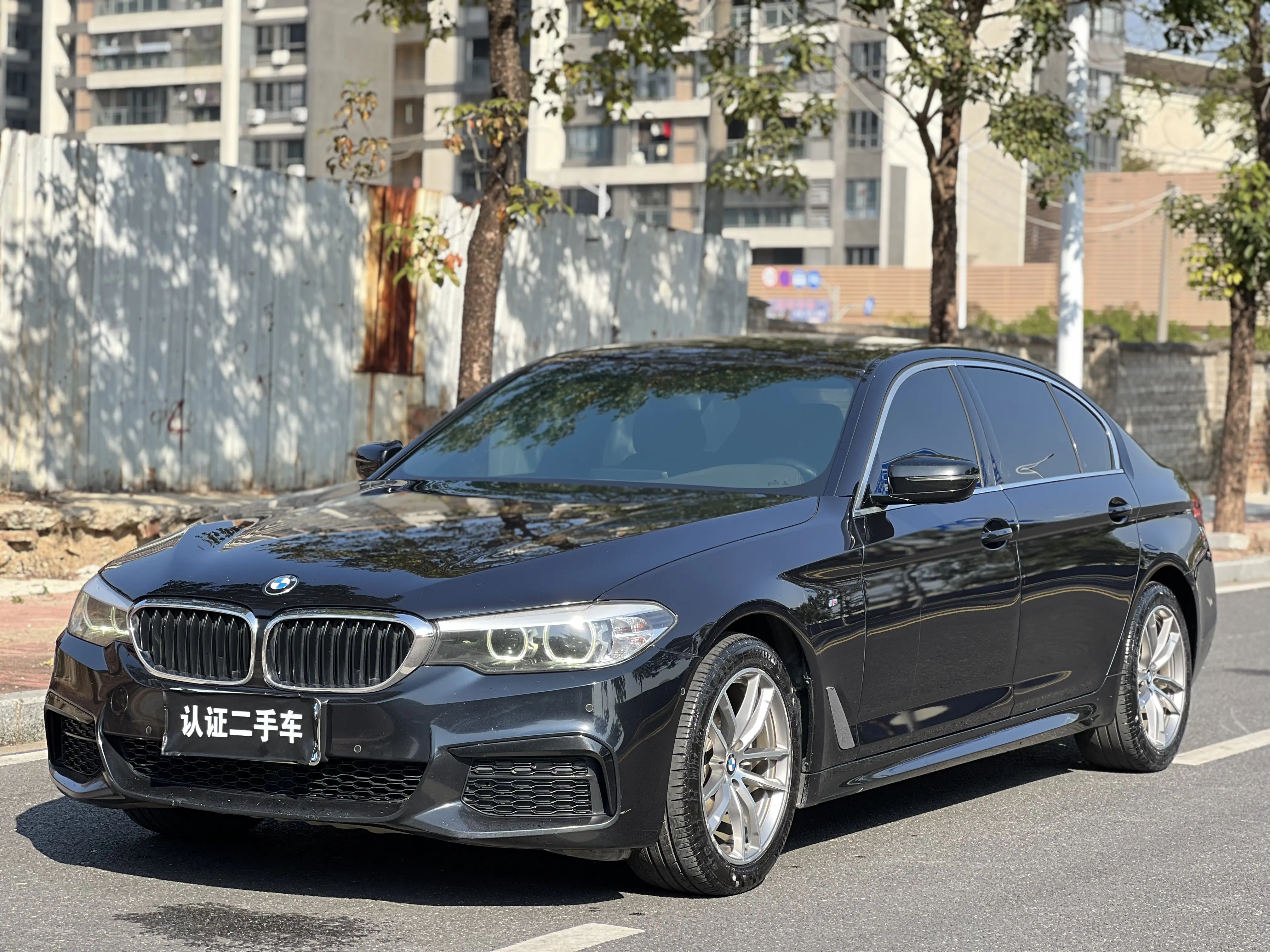 BMW 5 Series  из Китая