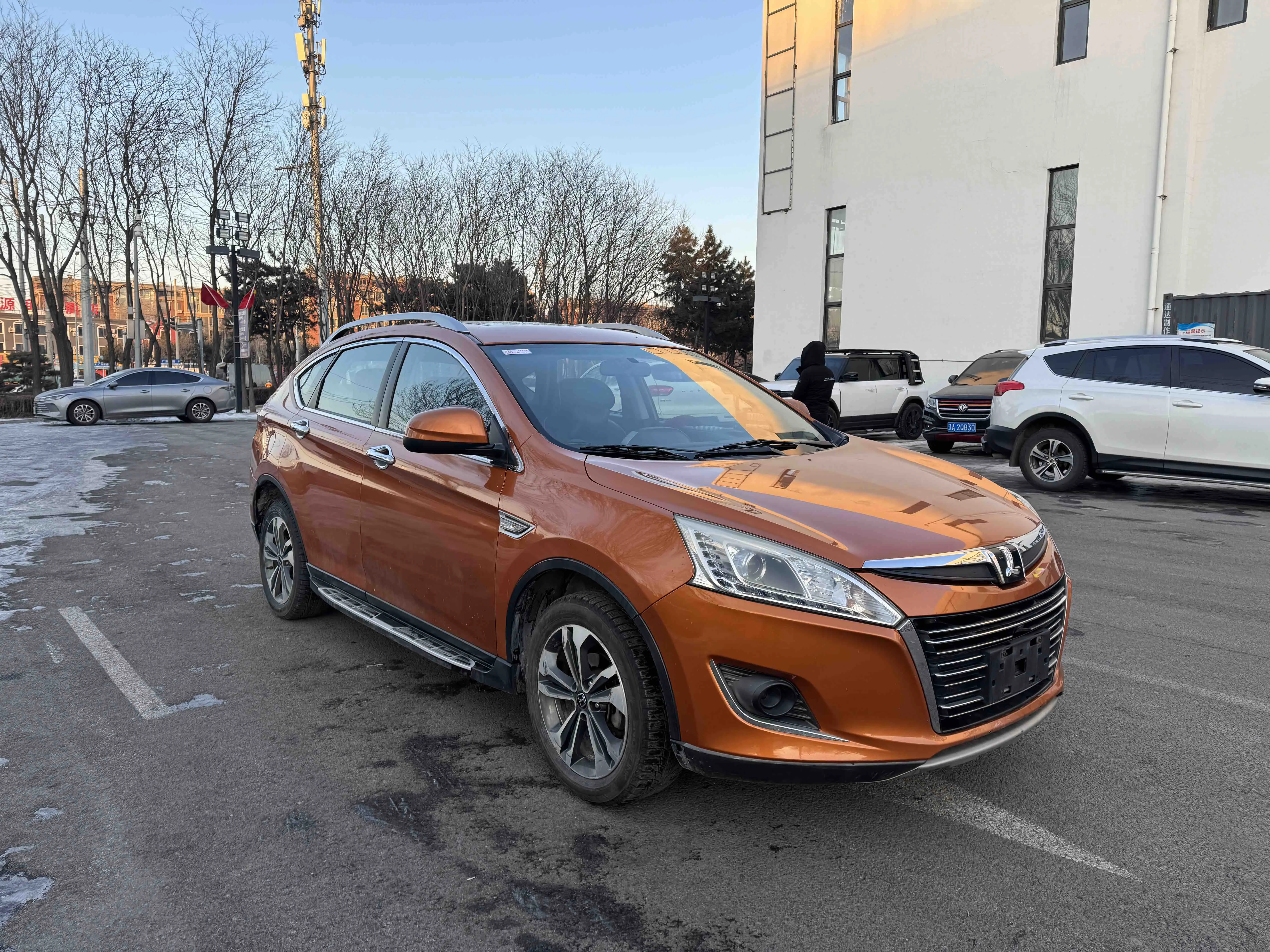 Nazhijie You6 SUV  из Китая