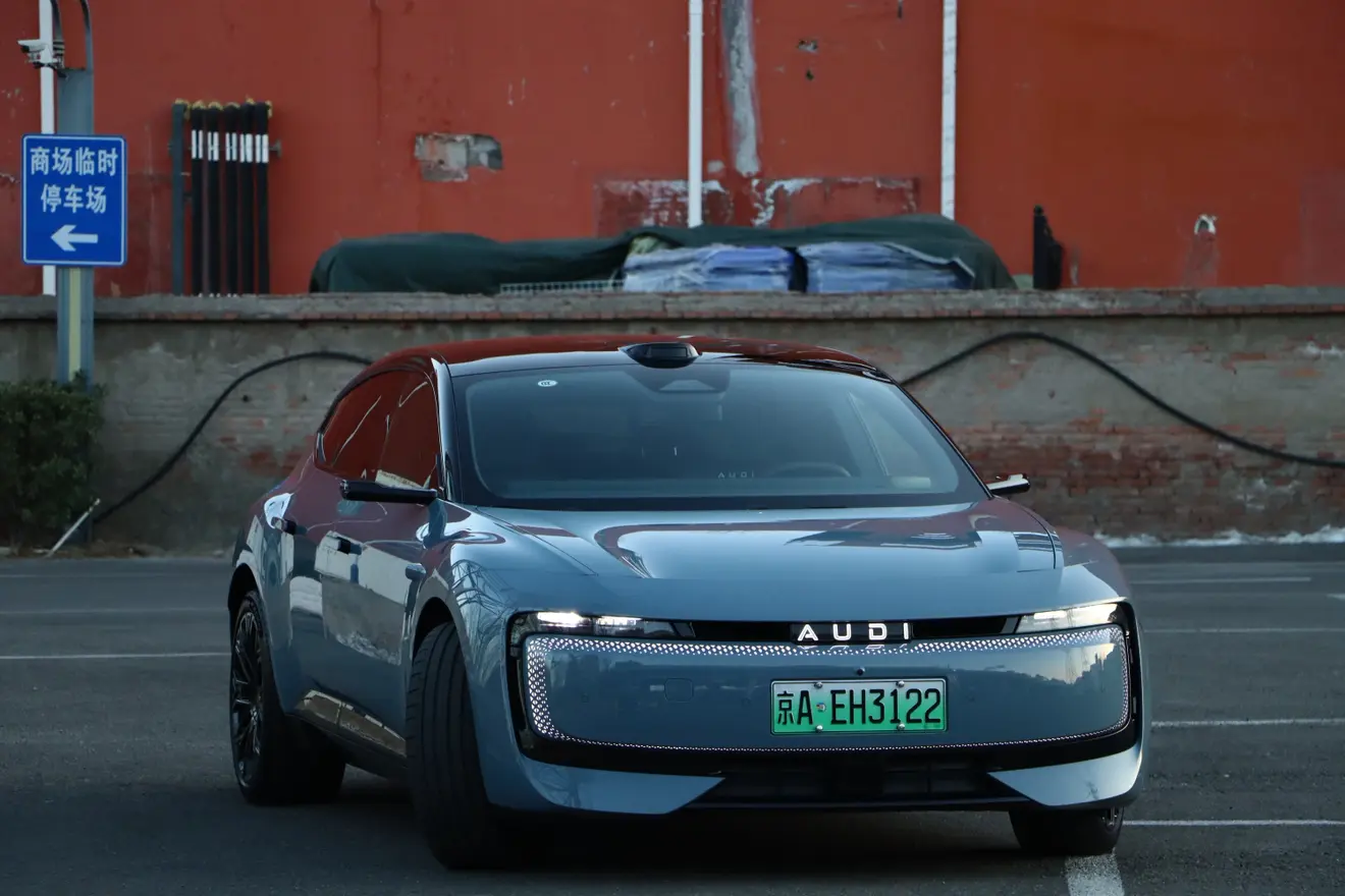 AUDI Audi E5 Sportback  из Китая