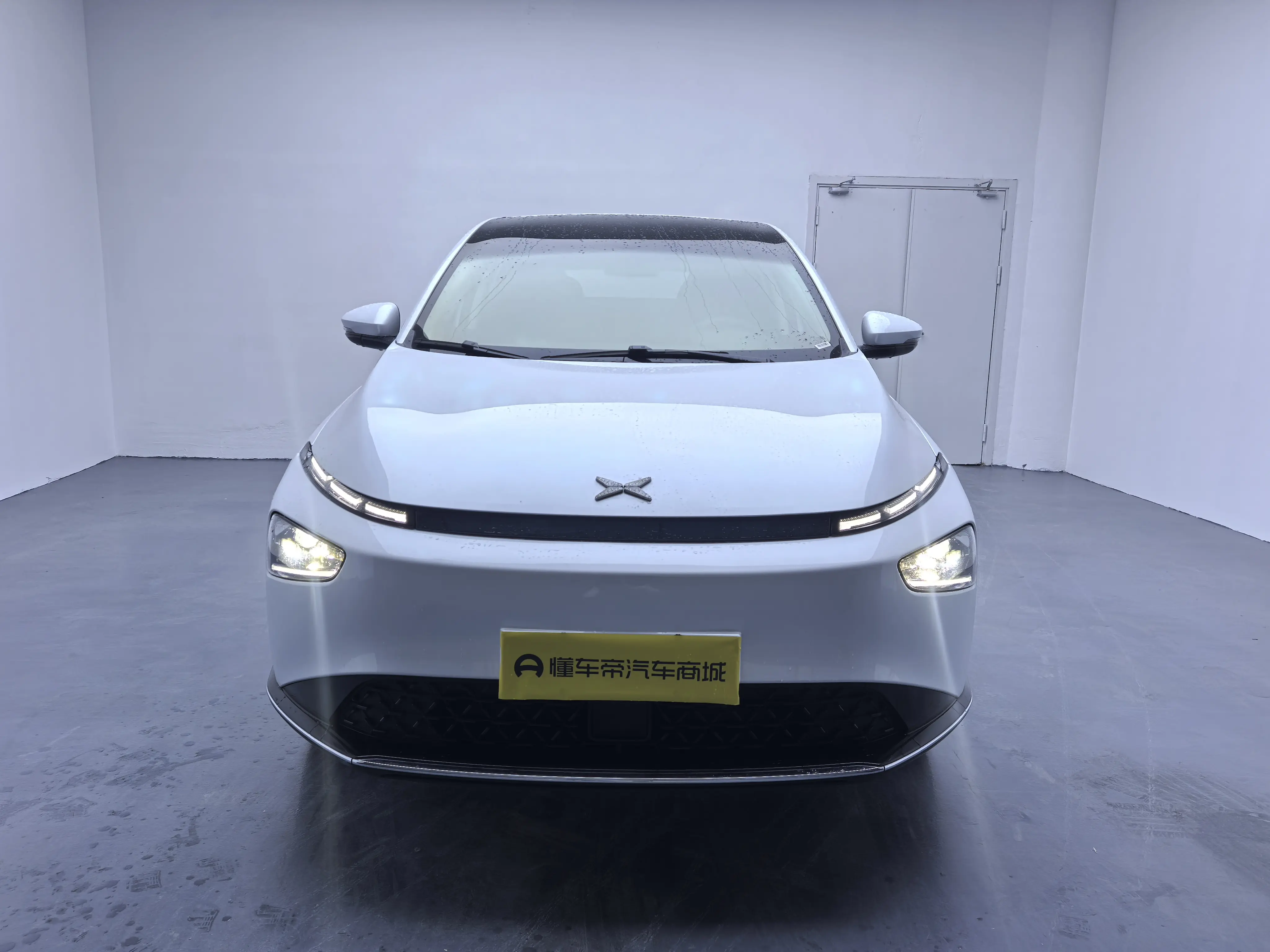 Xpeng G3  из Китая