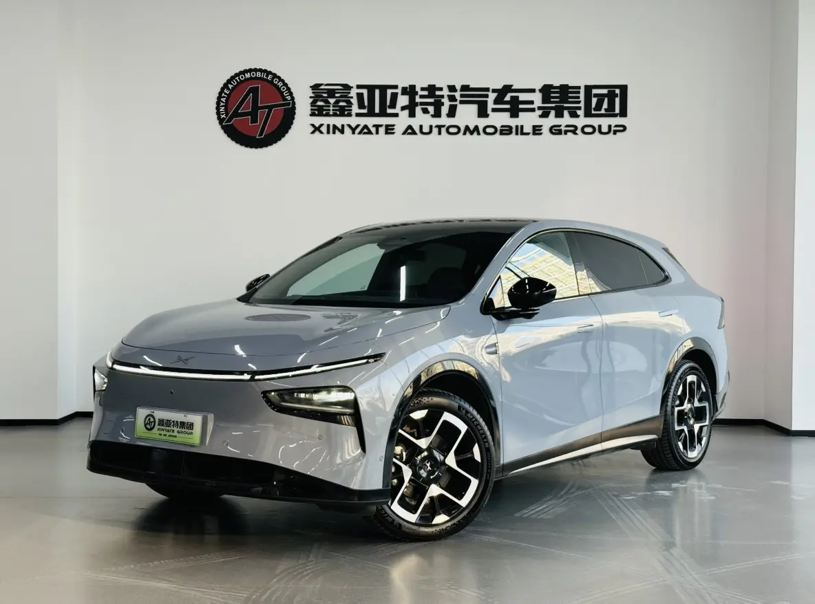 Xpeng G7  из Китая