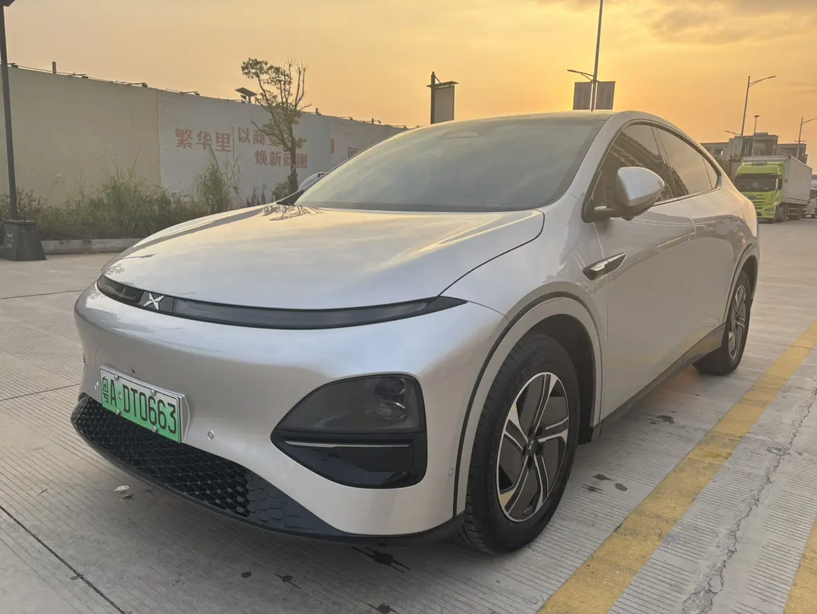 Xpeng G6  из Китая