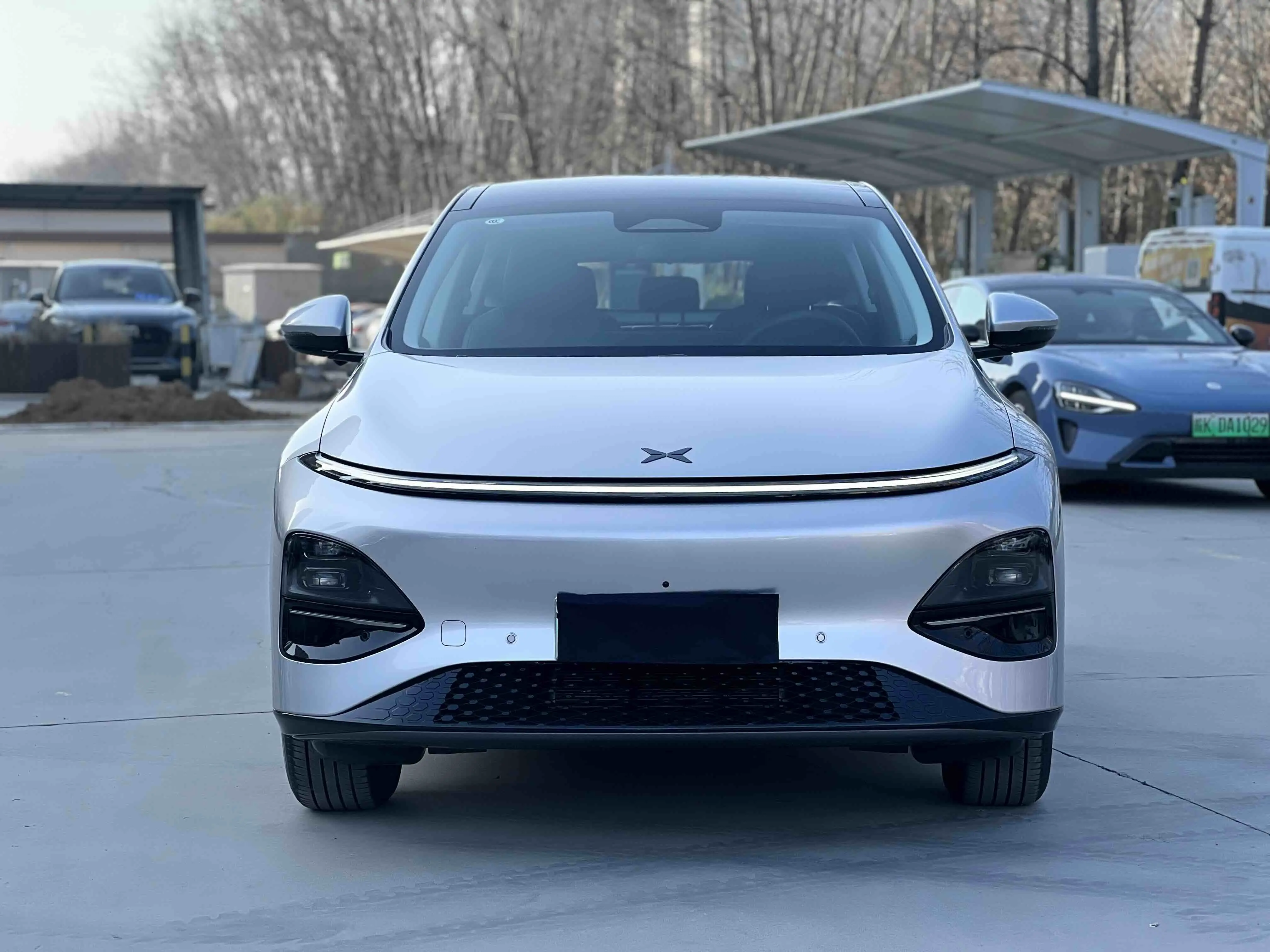 Xpeng G6  из Китая