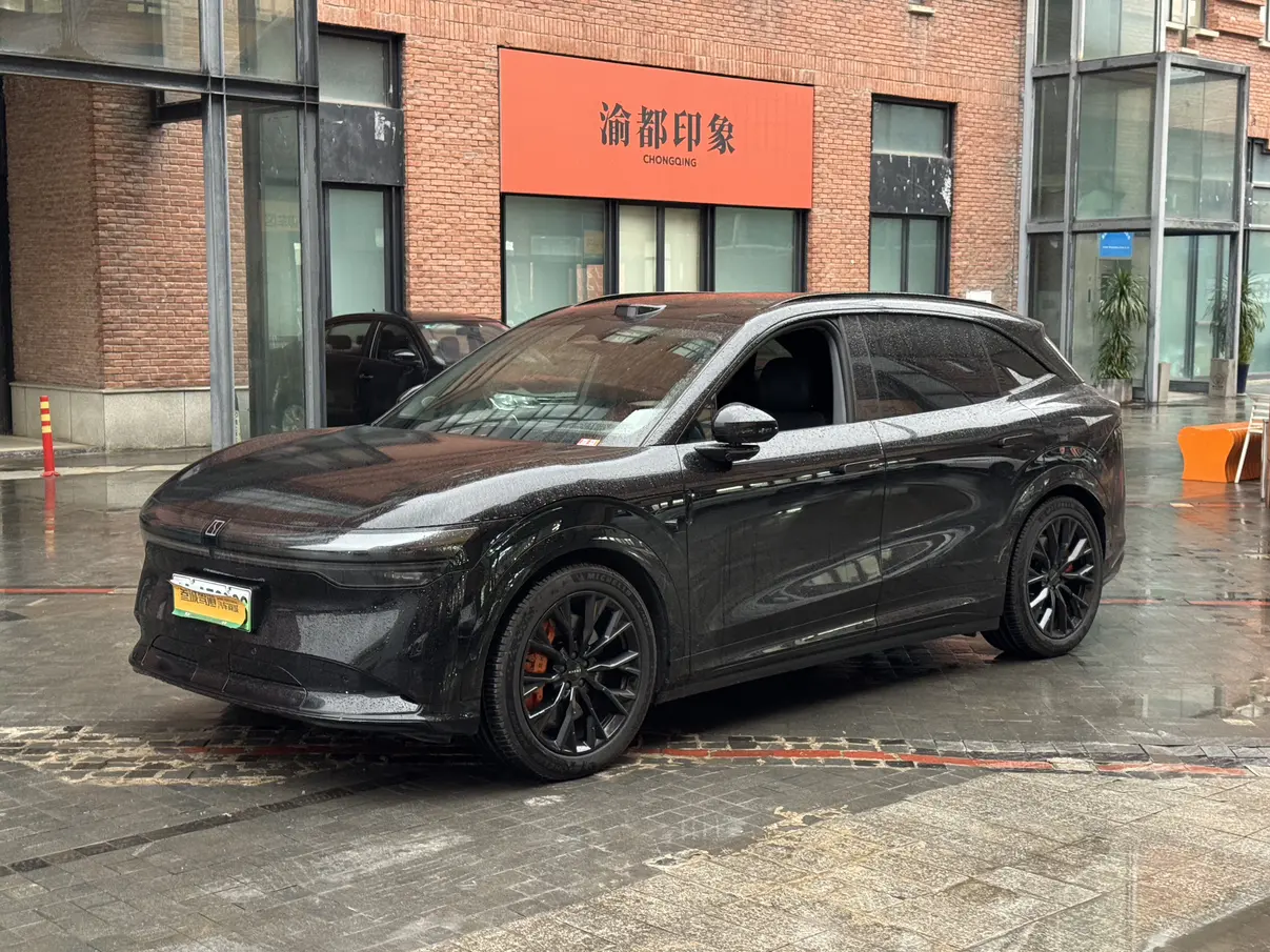 ZEEKR 7X  из Китая