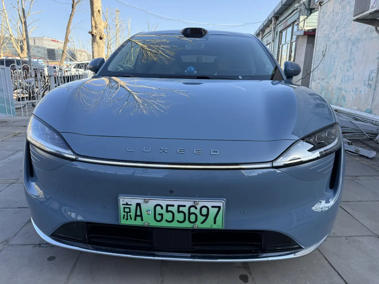 Luxeed Zhijie R7  из Китая