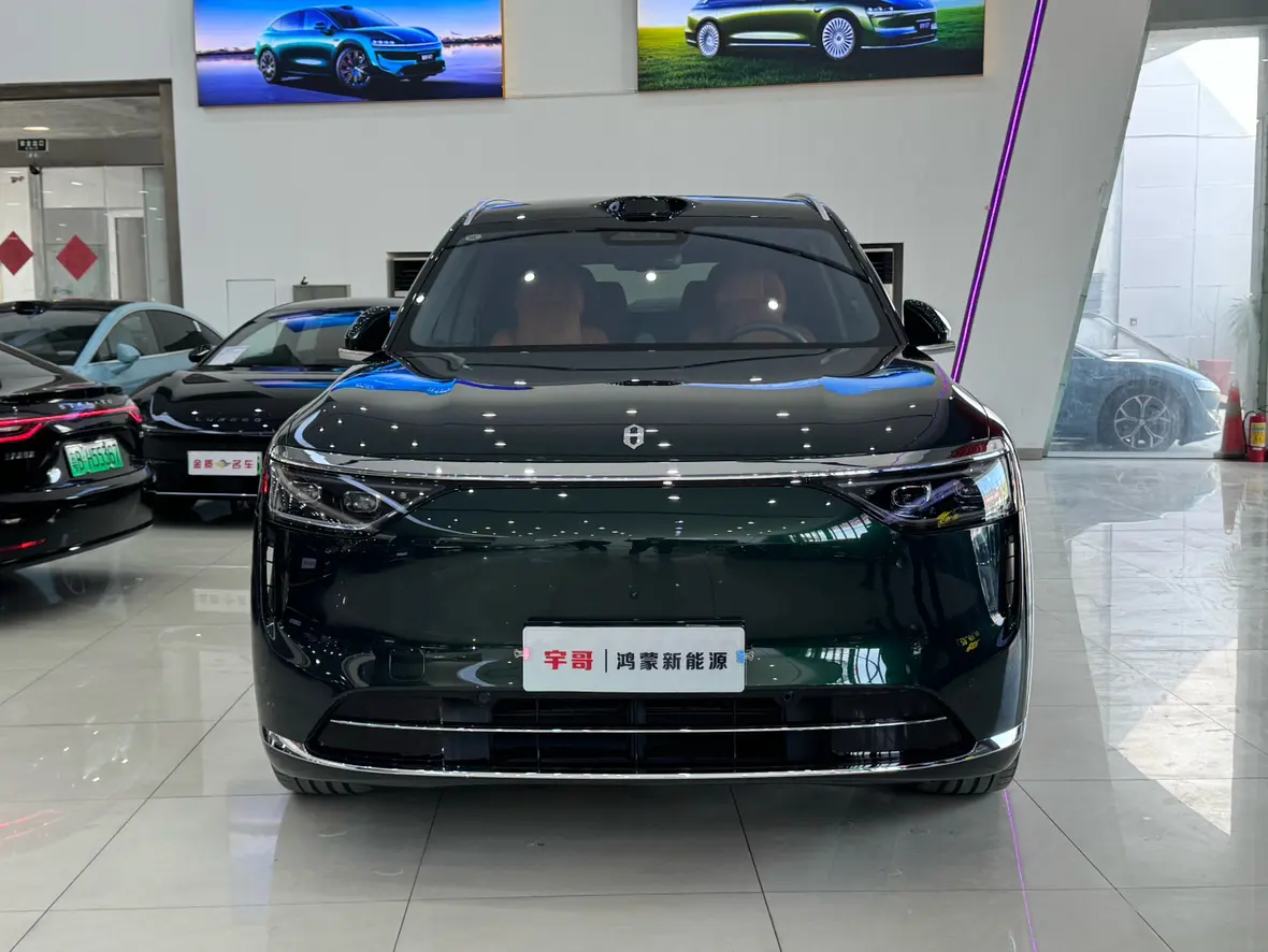 AITO QJM8  из Китая