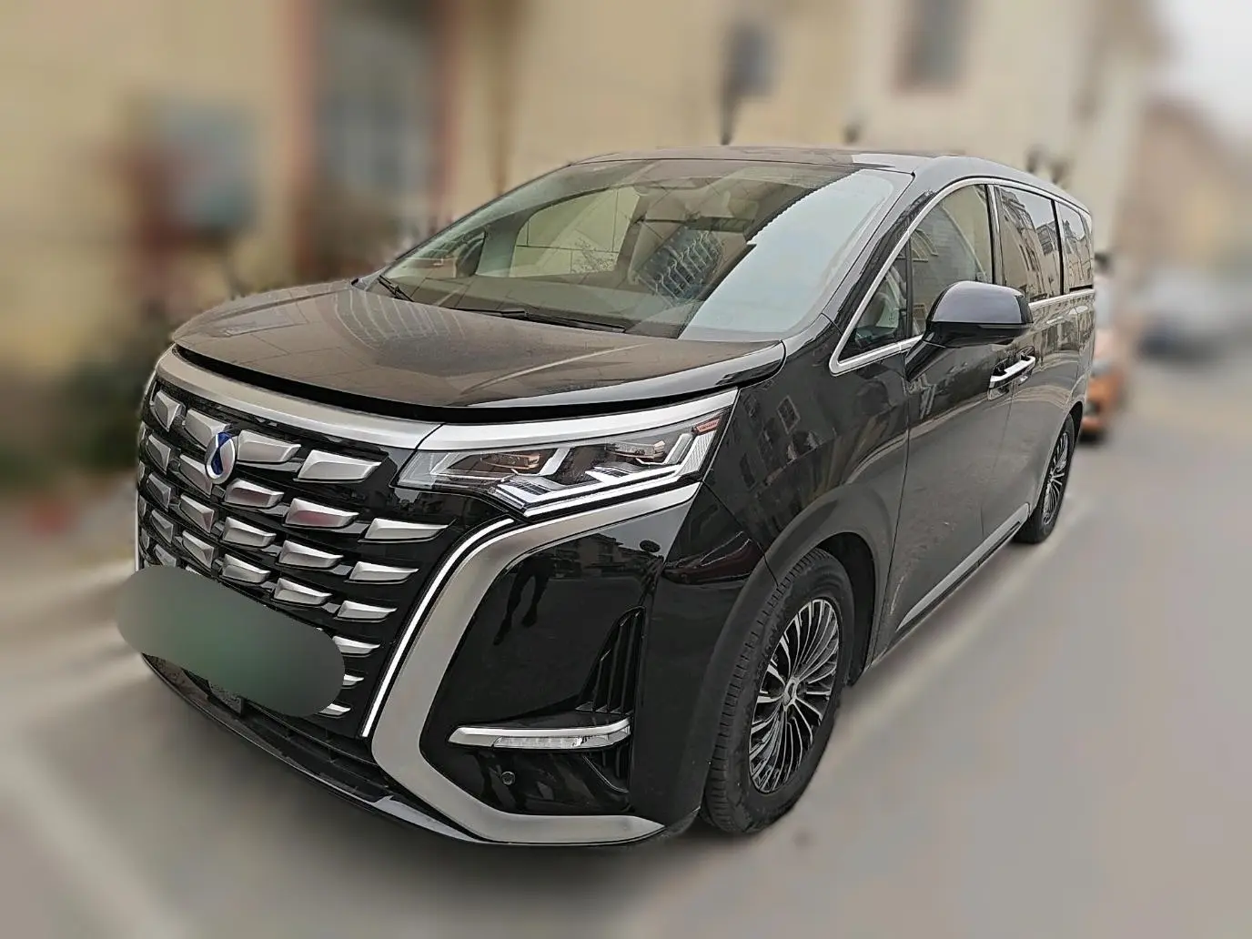 Denza D9 DM  из Китая