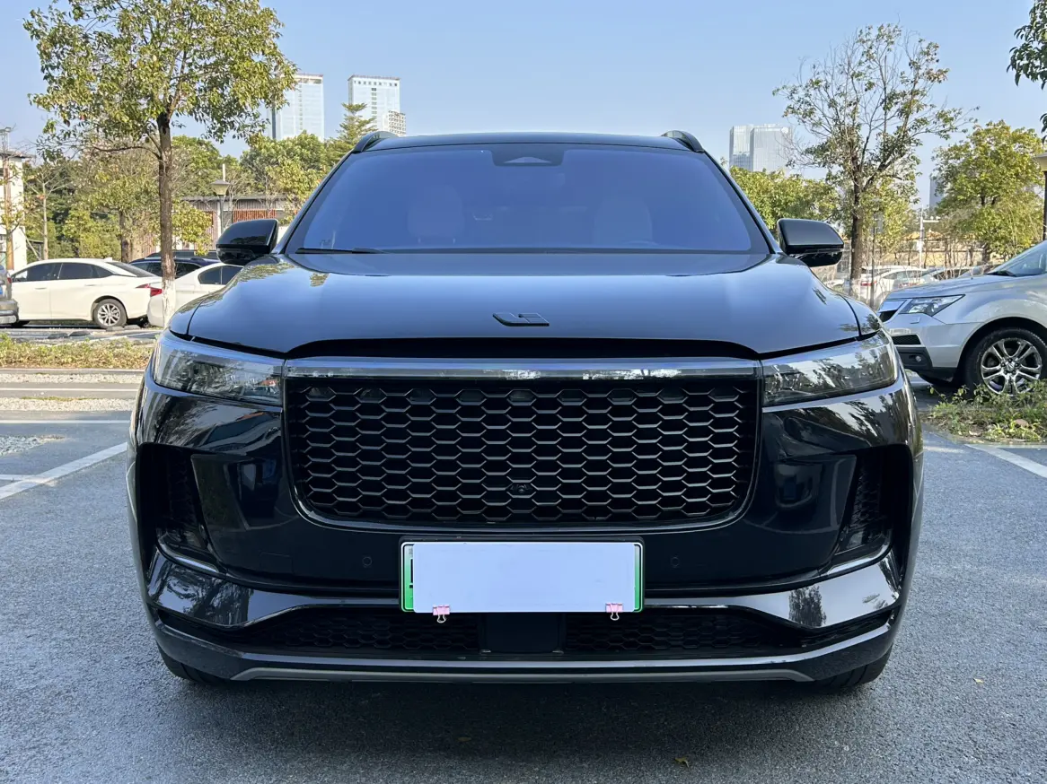 Li ONE (Ideal ONE)  из Китая