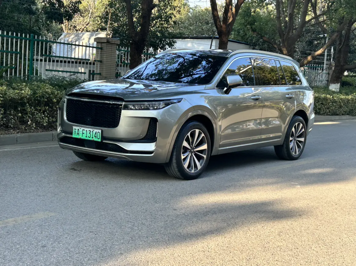 Li ONE (Ideal ONE)  из Китая